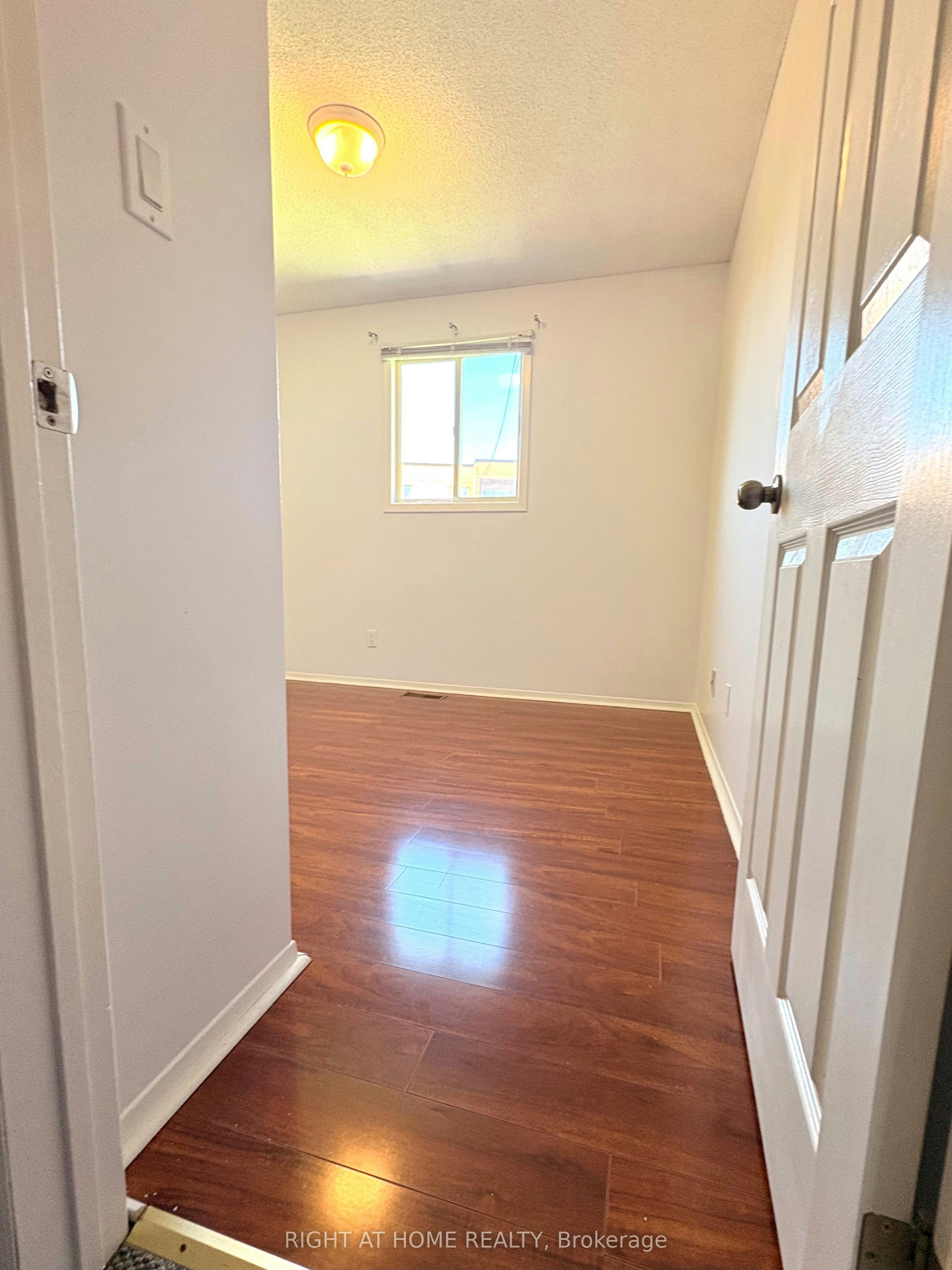 Main Floor-32 Vintage Crescent, St. Catharines, ON, L2S 3C3 - 23