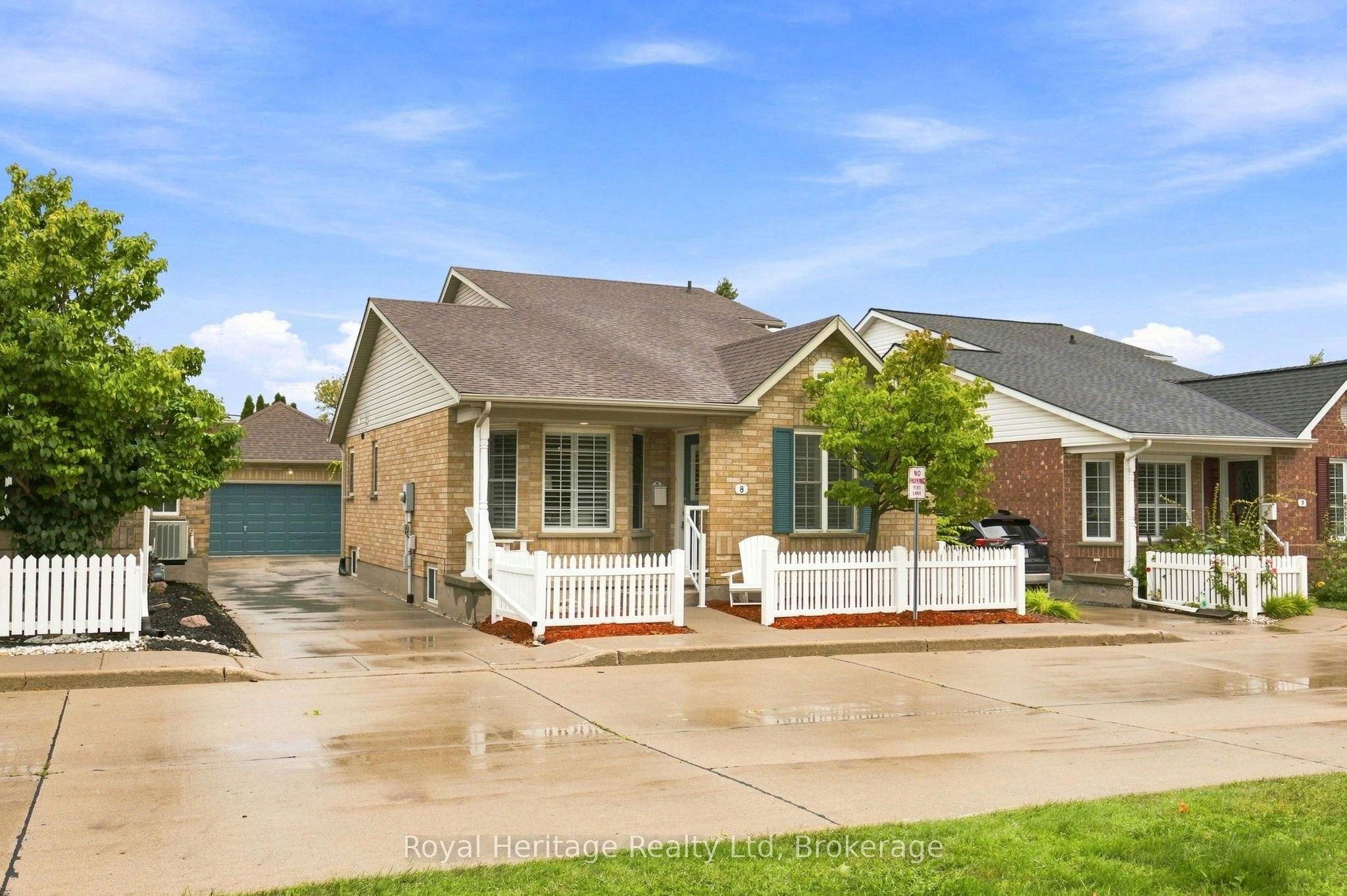 8-461 Columbia Street W, Waterloo, ON, N2T 2P5