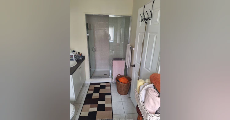 8 Longboat Run, Brantford, ON, N3T 0P3 - 10