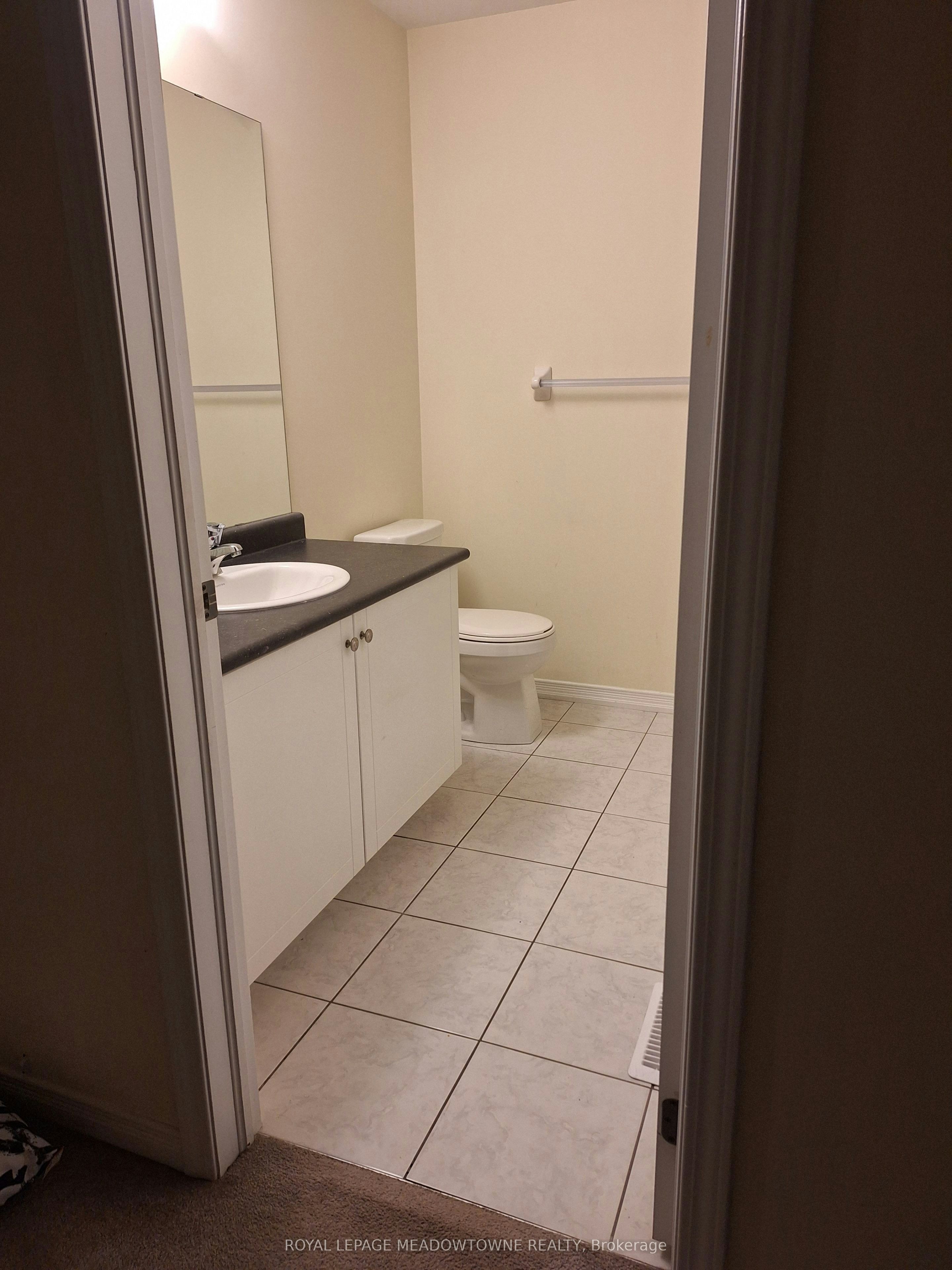 8 Longboat Run, Brantford, ON, N3T 0P3 - 17