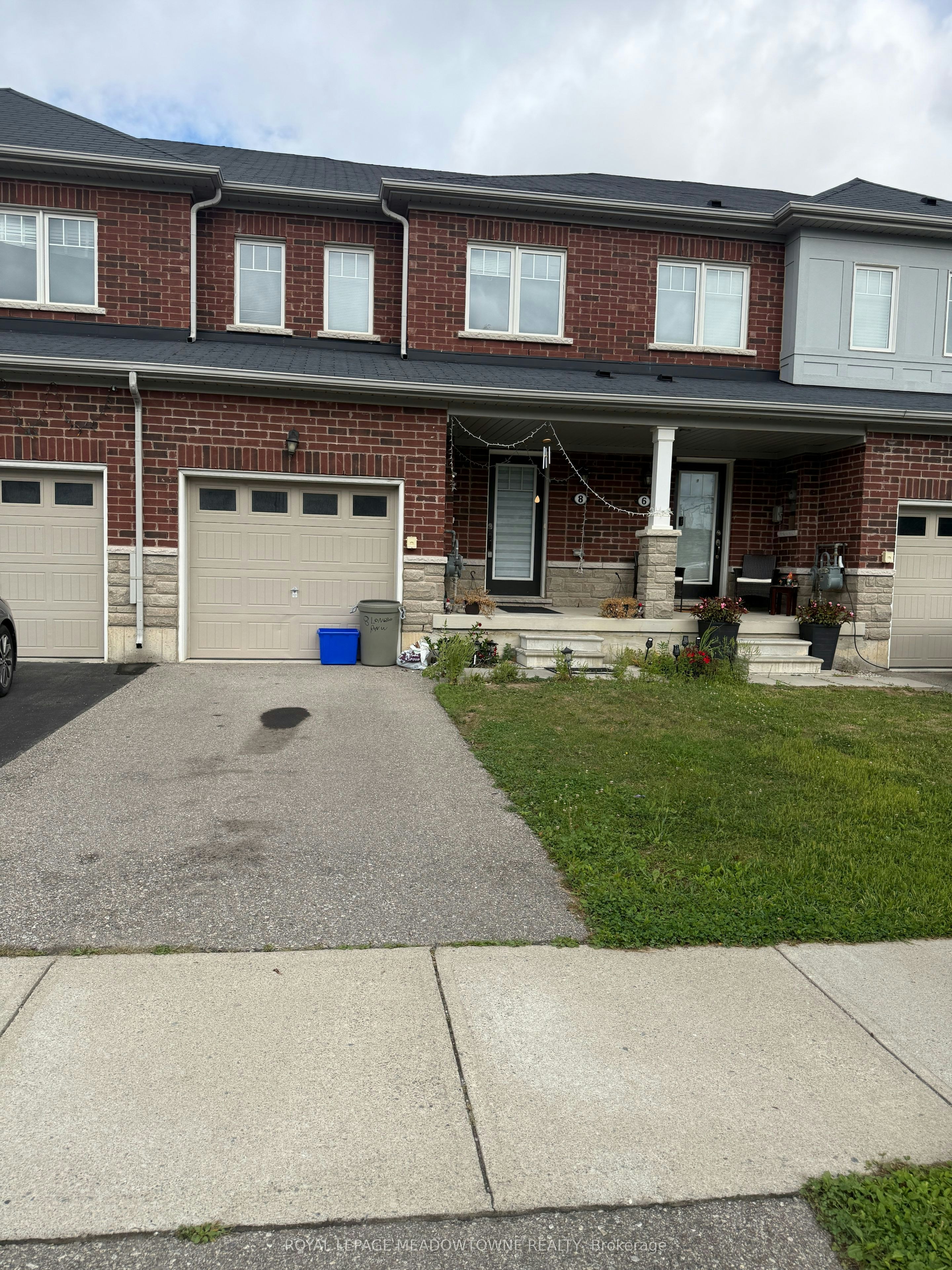 8 Longboat Run, Brantford, ON, N3T 0P3