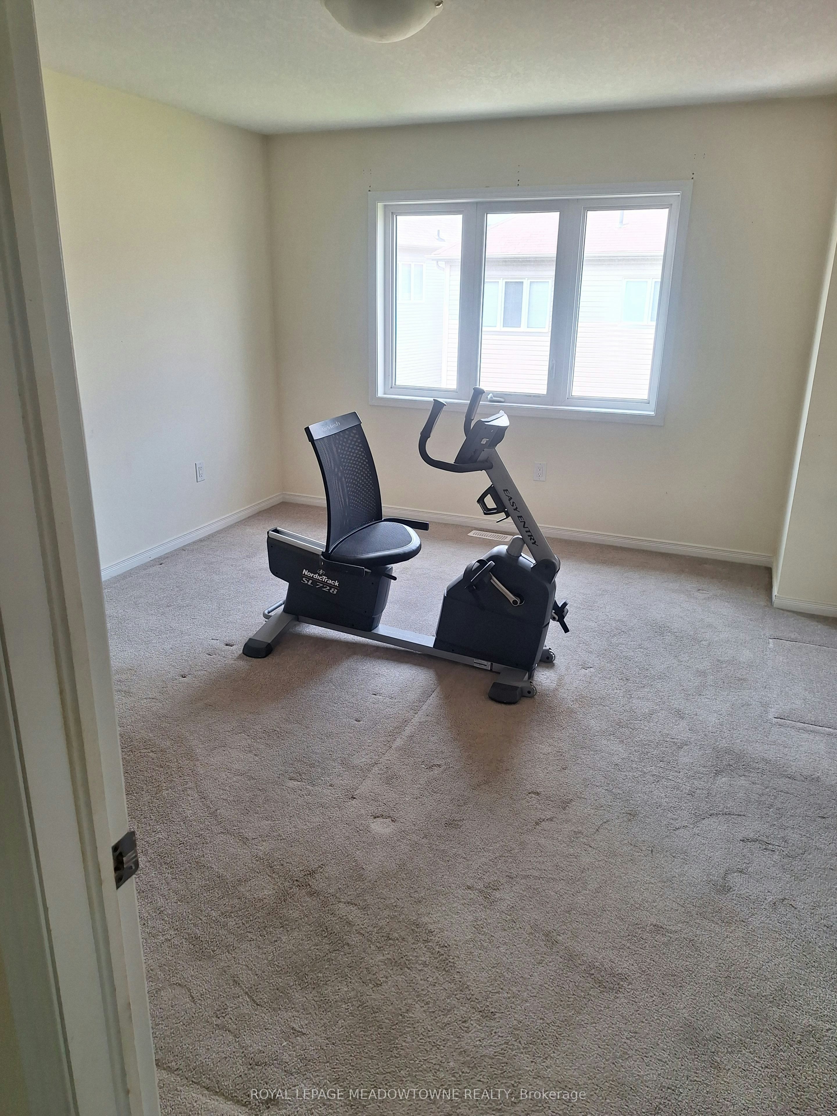 8 Longboat Run, Brantford, ON, N3T 0P3 - 21