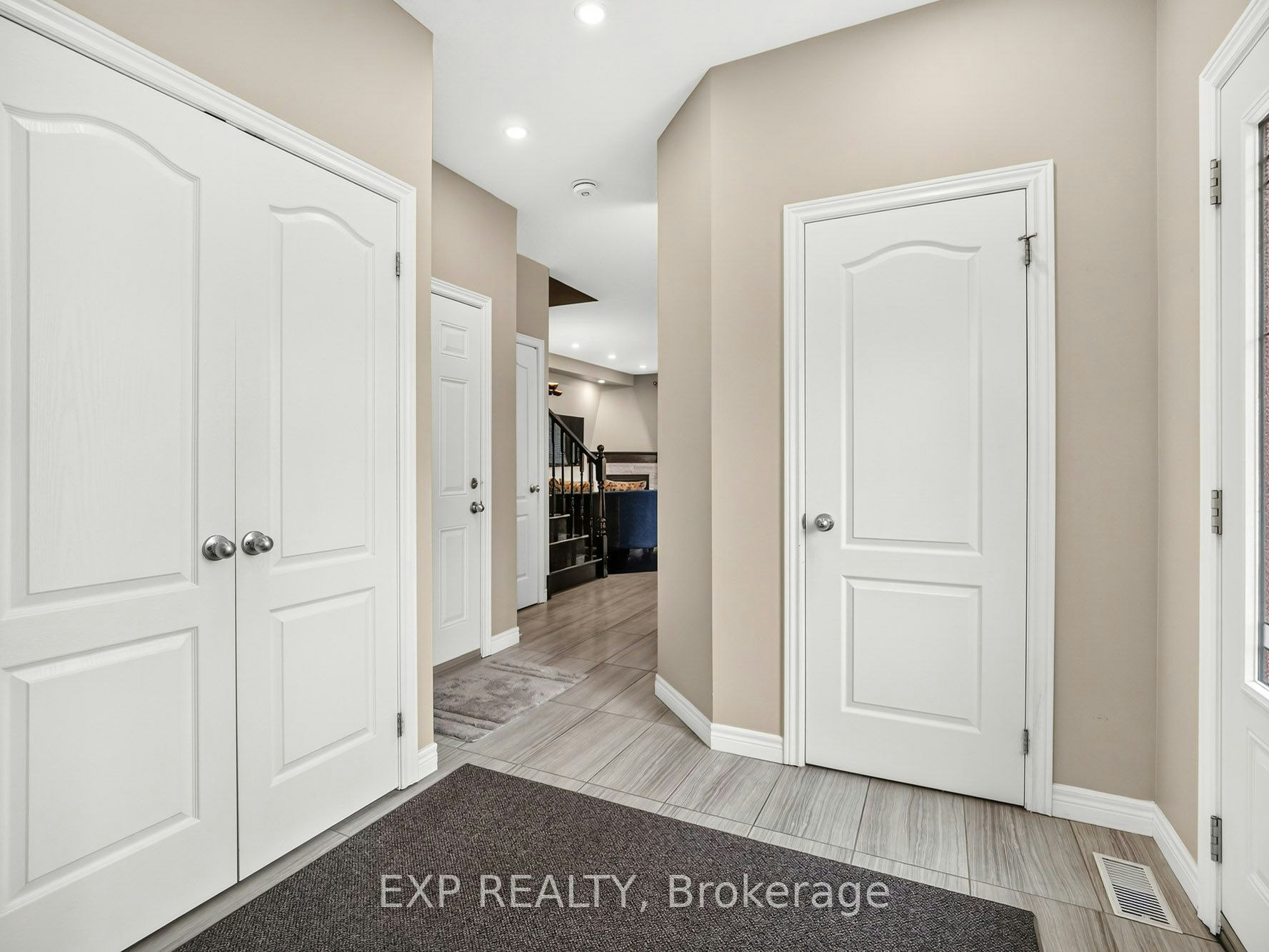 18-257 Carla Avenue, Hamilton, ON, L8G 3M9 - 4