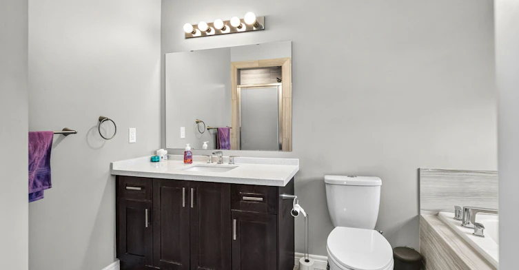 18-257 Carla Avenue, Hamilton, ON, L8G 3M9 - 18