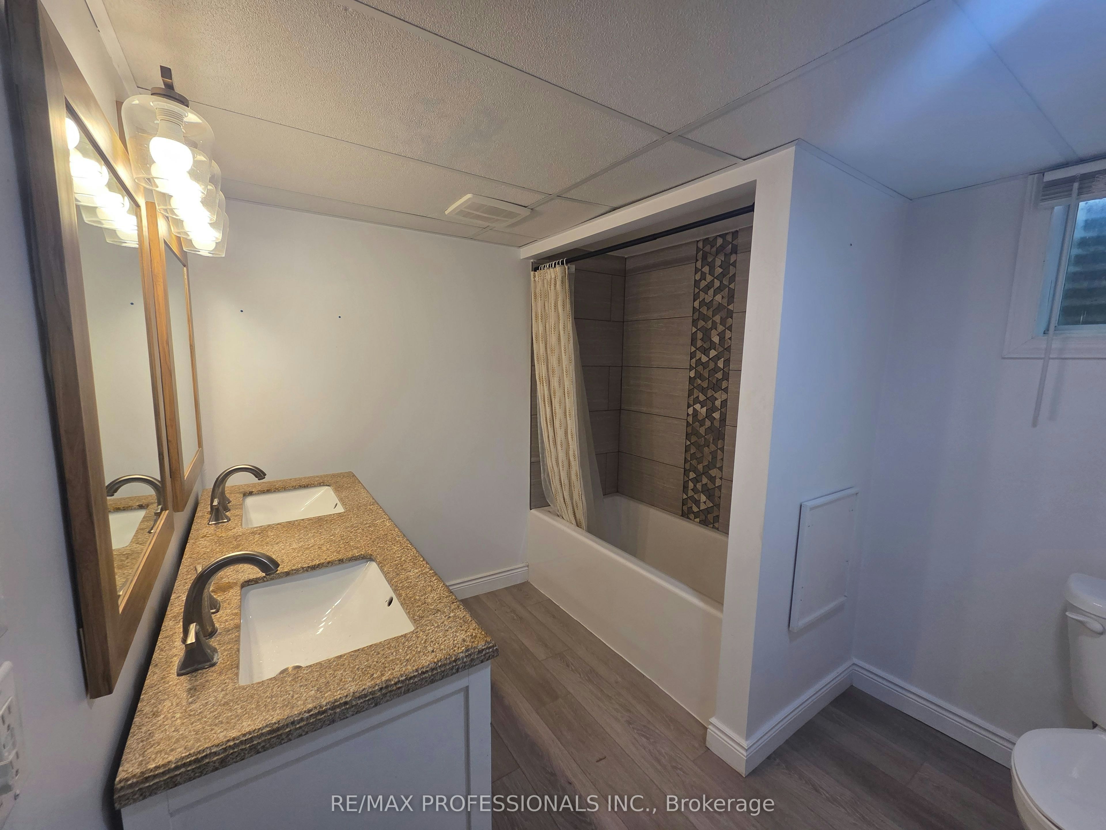 LOWER-881 Lawrence Road, Hamilton, ON, L8K 2A4 - 12