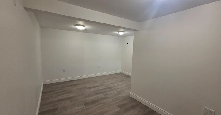 LOWER-881 Lawrence Road, Hamilton, ON, L8K 2A4 - 17