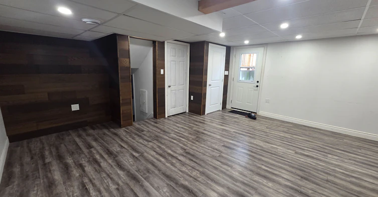 LOWER-881 Lawrence Road, Hamilton, ON, L8K 2A4 - 4