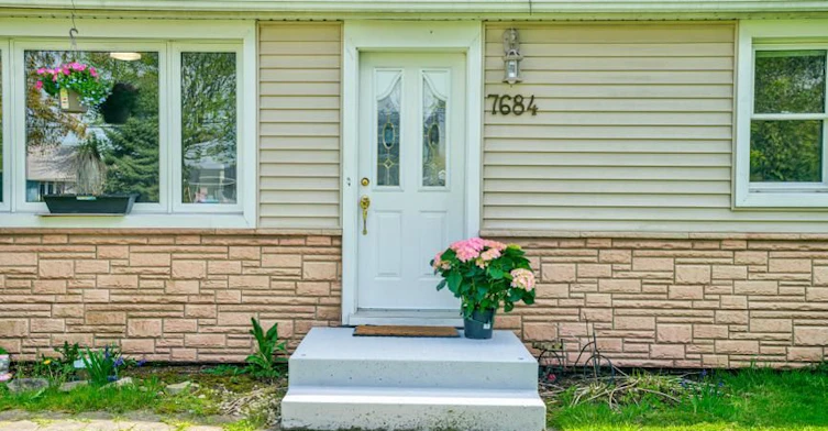 7684 Badger Road, Niagara Falls, ON, L2H 1H9 - 7