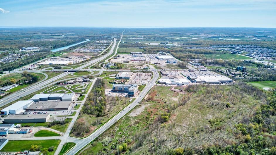 7684 Badger Road, Niagara Falls, ON, L2H 1H9 - 43