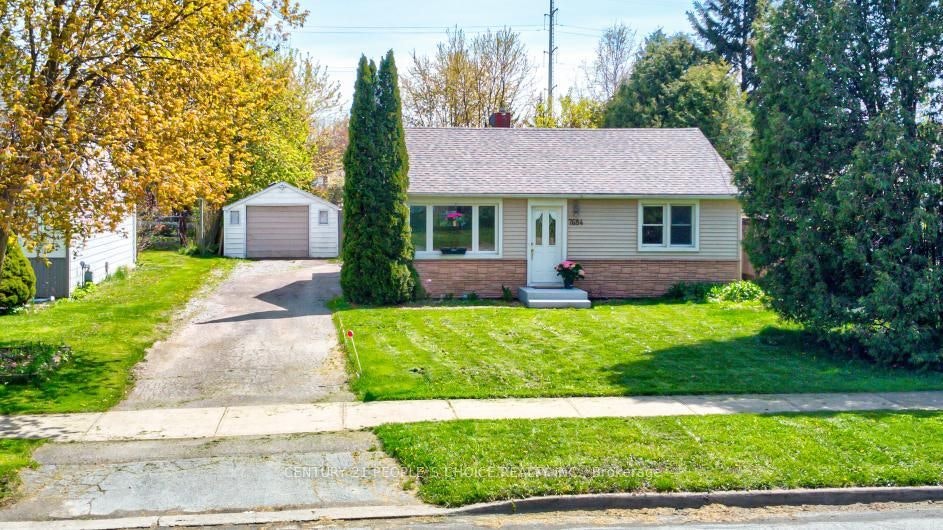 7684 Badger Road, Niagara Falls, ON, L2H 1H9 - 2