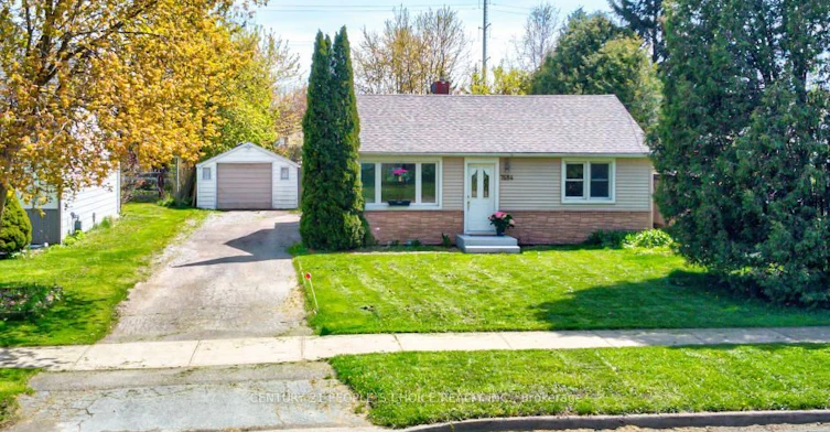 7684 Badger Road, Niagara Falls, ON, L2H 1H9 - 2