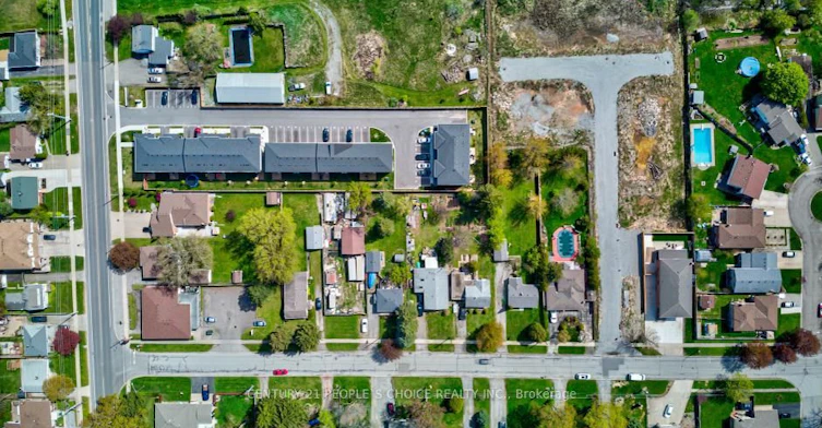 7684 Badger Road, Niagara Falls, ON, L2H 1H9 - 38