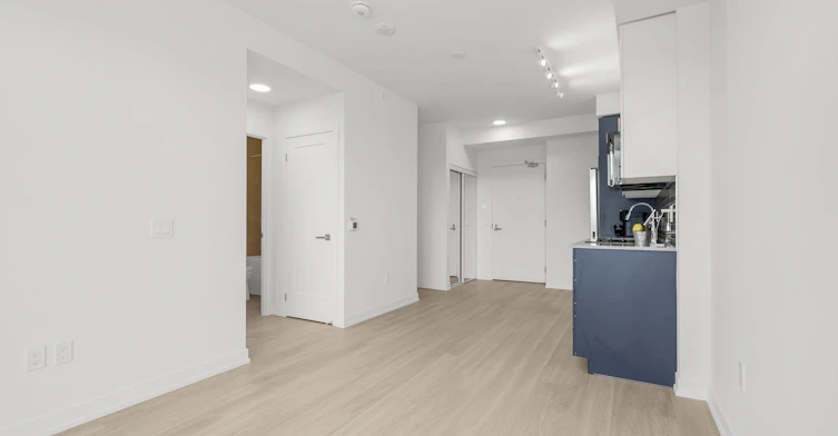 411-415 Main Street W, Hamilton, ON, L8P 0C9 - 6