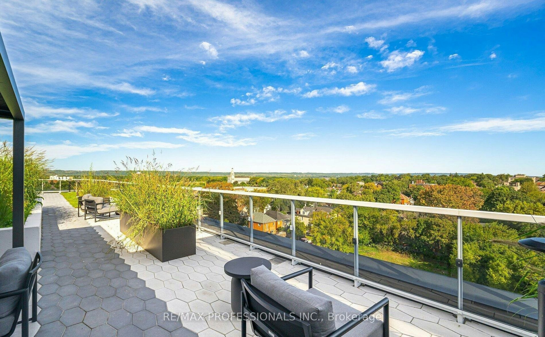 411-415 Main Street W, Hamilton, ON, L8P 0C9 - 20