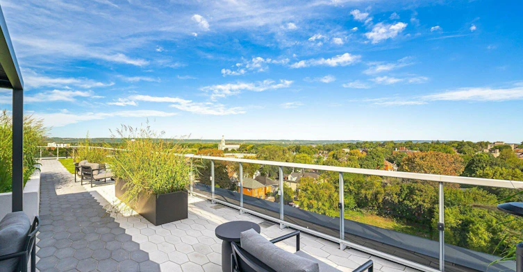 411-415 Main Street W, Hamilton, ON, L8P 0C9 - 20