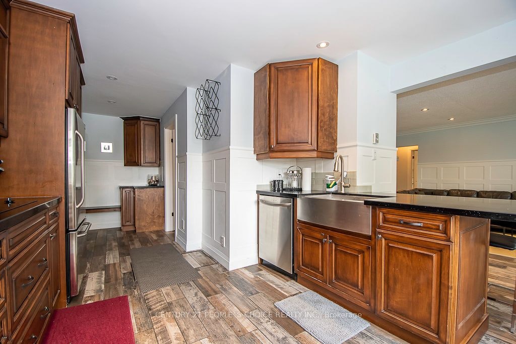 3 Lakeshore Boulevard, Smith-Ennismore-Lakefield, ON, K0L 1T0 - 14