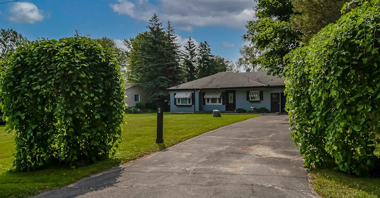 3 Lakeshore Boulevard, Smith-Ennismore-Lakefield, ON, K0L 1T0 - 2
