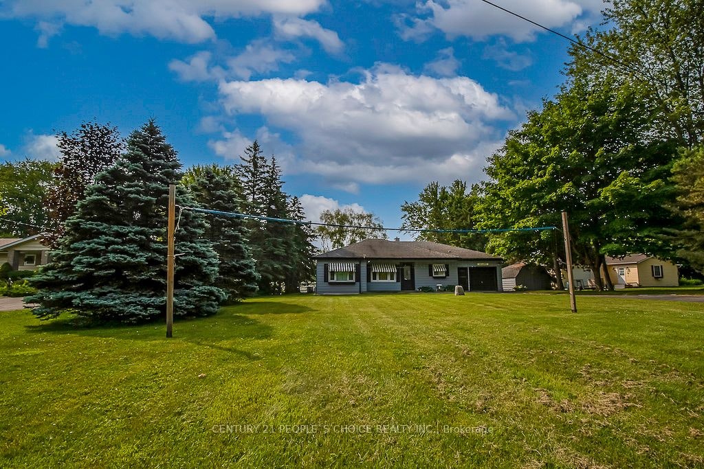 3 Lakeshore Boulevard, Smith-Ennismore-Lakefield, ON, K0L 1T0 - 3