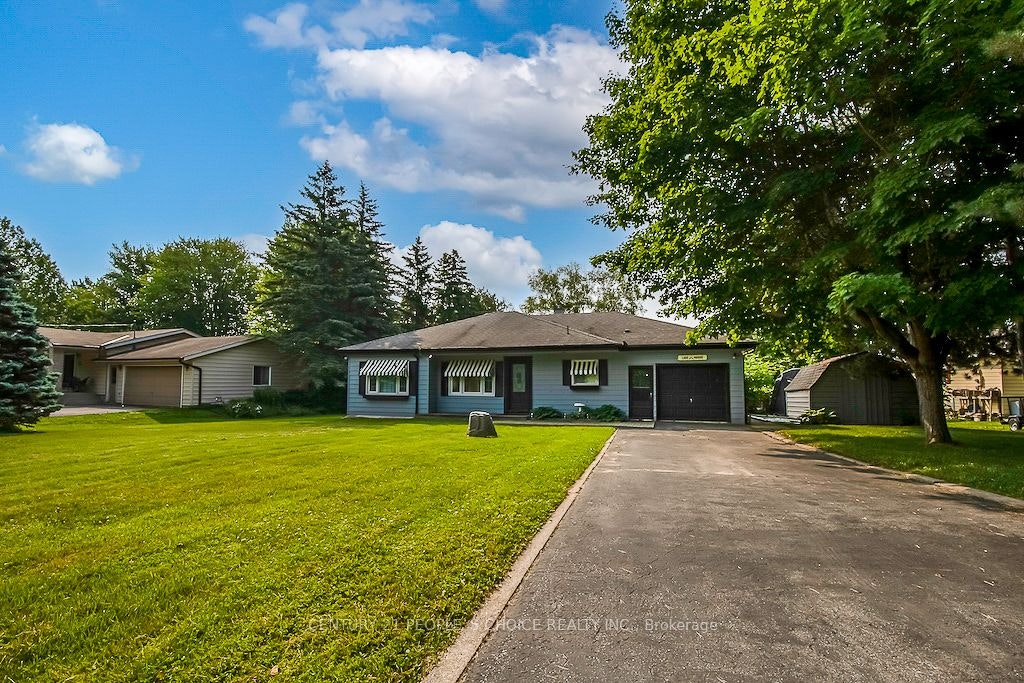 3 Lakeshore Boulevard, Smith-Ennismore-Lakefield, ON, K0L 1T0