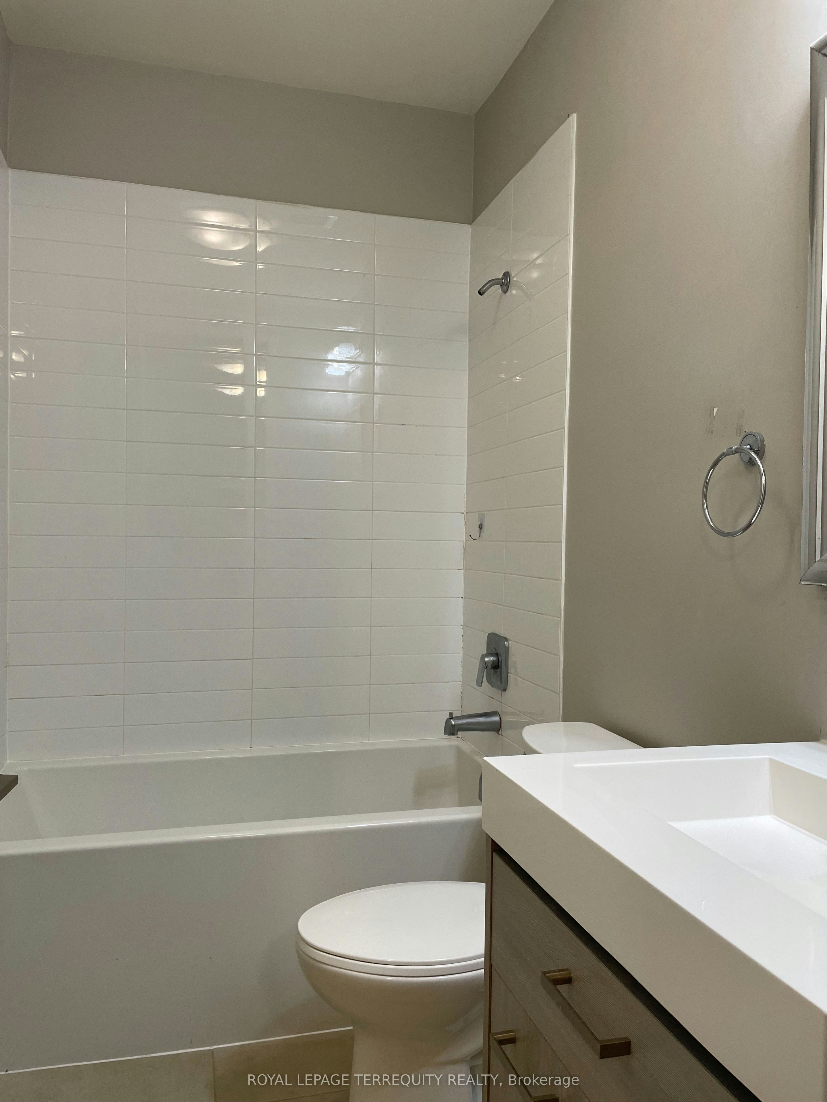 308-150 Main Street W, Hamilton, ON, L8P 1H8 - 6