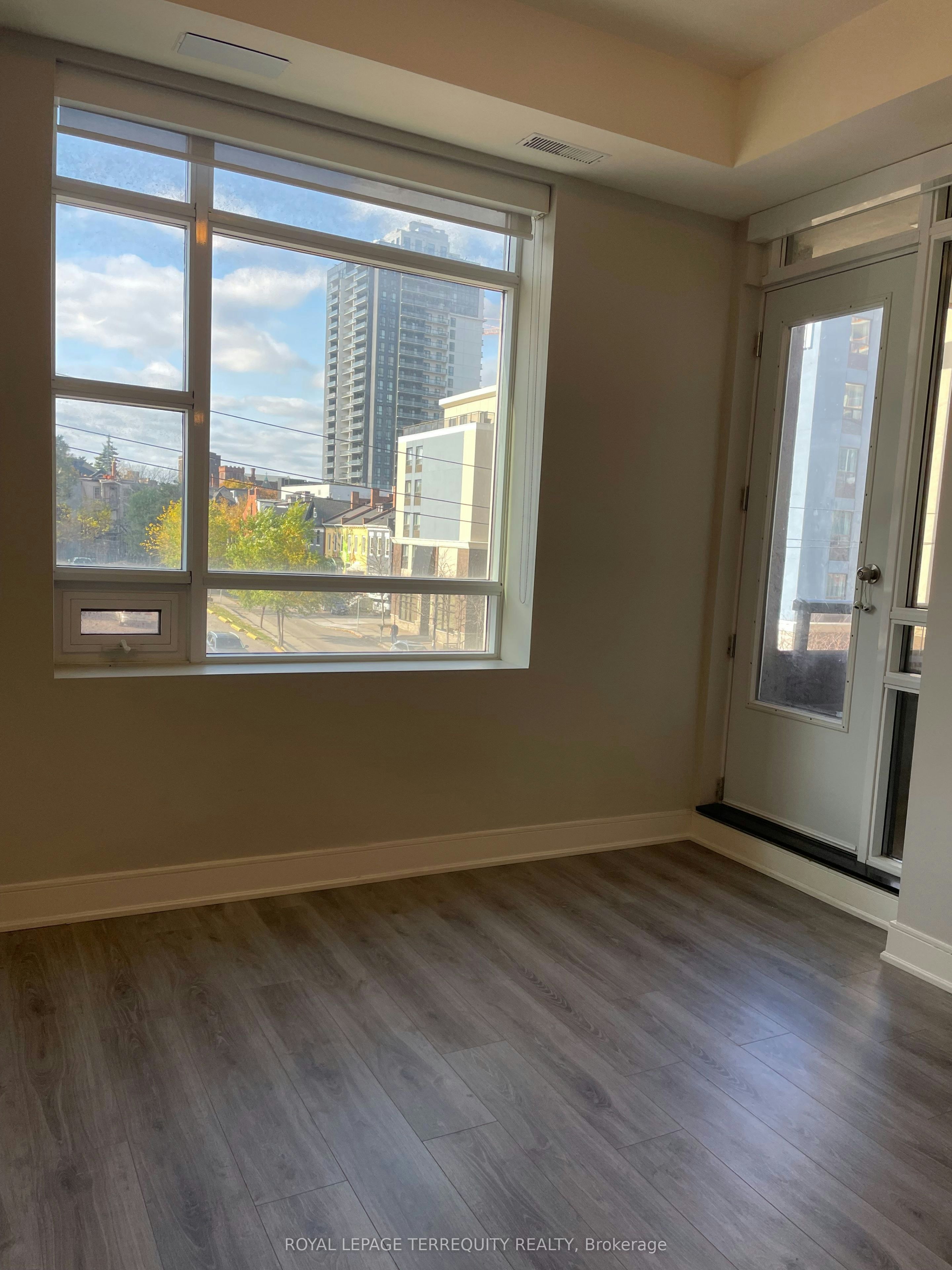 308-150 Main Street W, Hamilton, ON, L8P 1H8 - 4