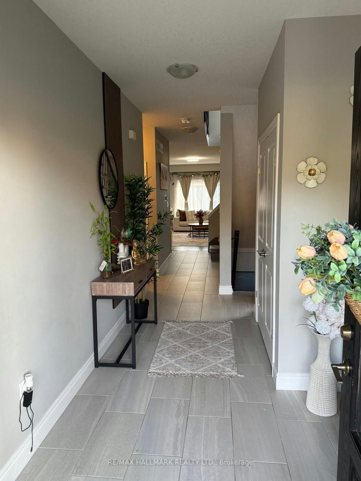 Upper Level (Main & 2nd)-851 Robert Ferrie Drive, Kitchener, ON, N2R 1P2 - 2