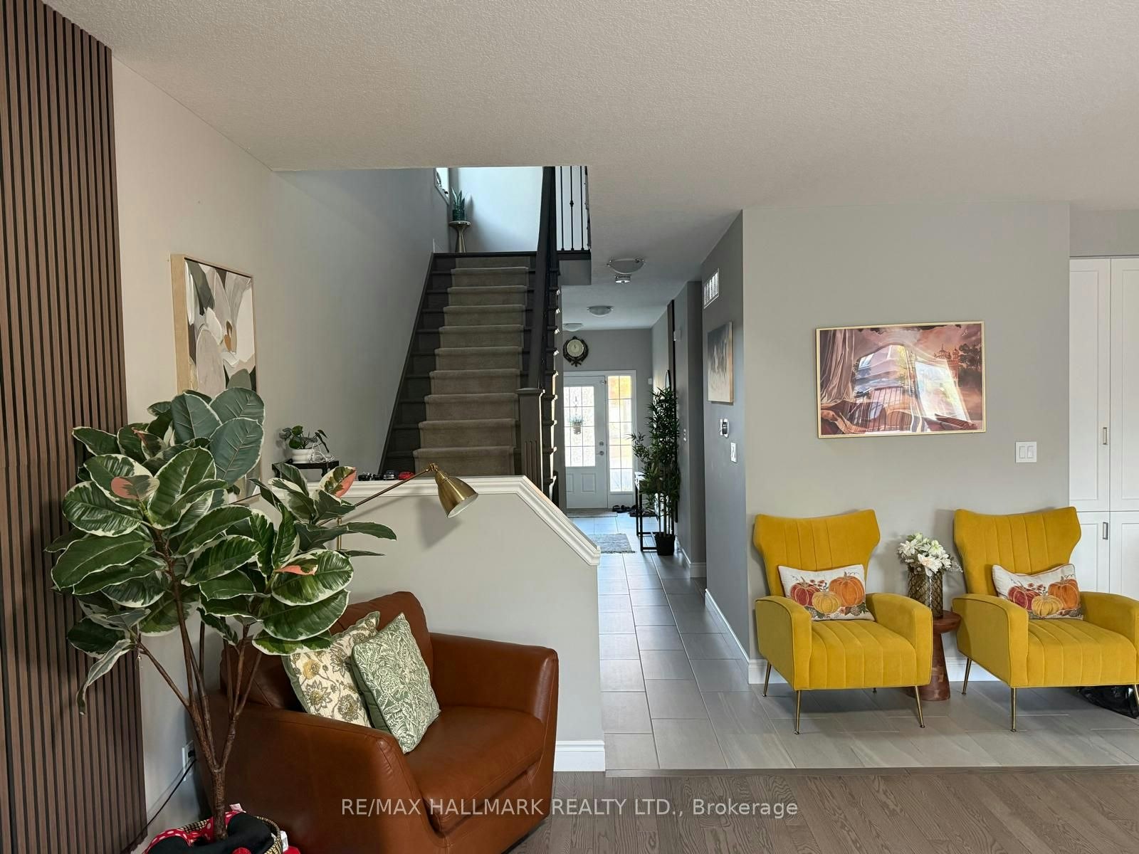 Upper Level (Main & 2nd)-851 Robert Ferrie Drive, Kitchener, ON, N2R 1P2 - 3