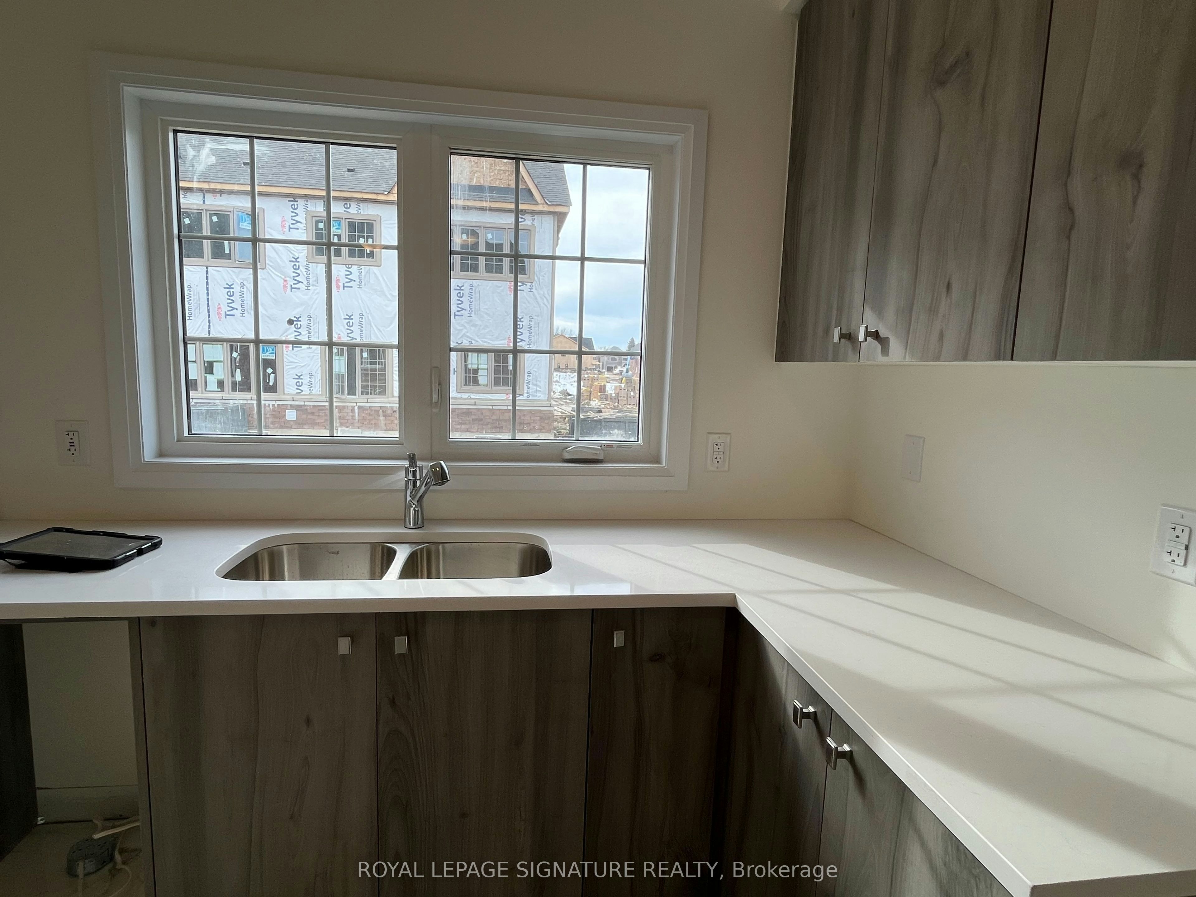 446 Adelaide Street, Wellington North, ON, N0G 1A0 - 36
