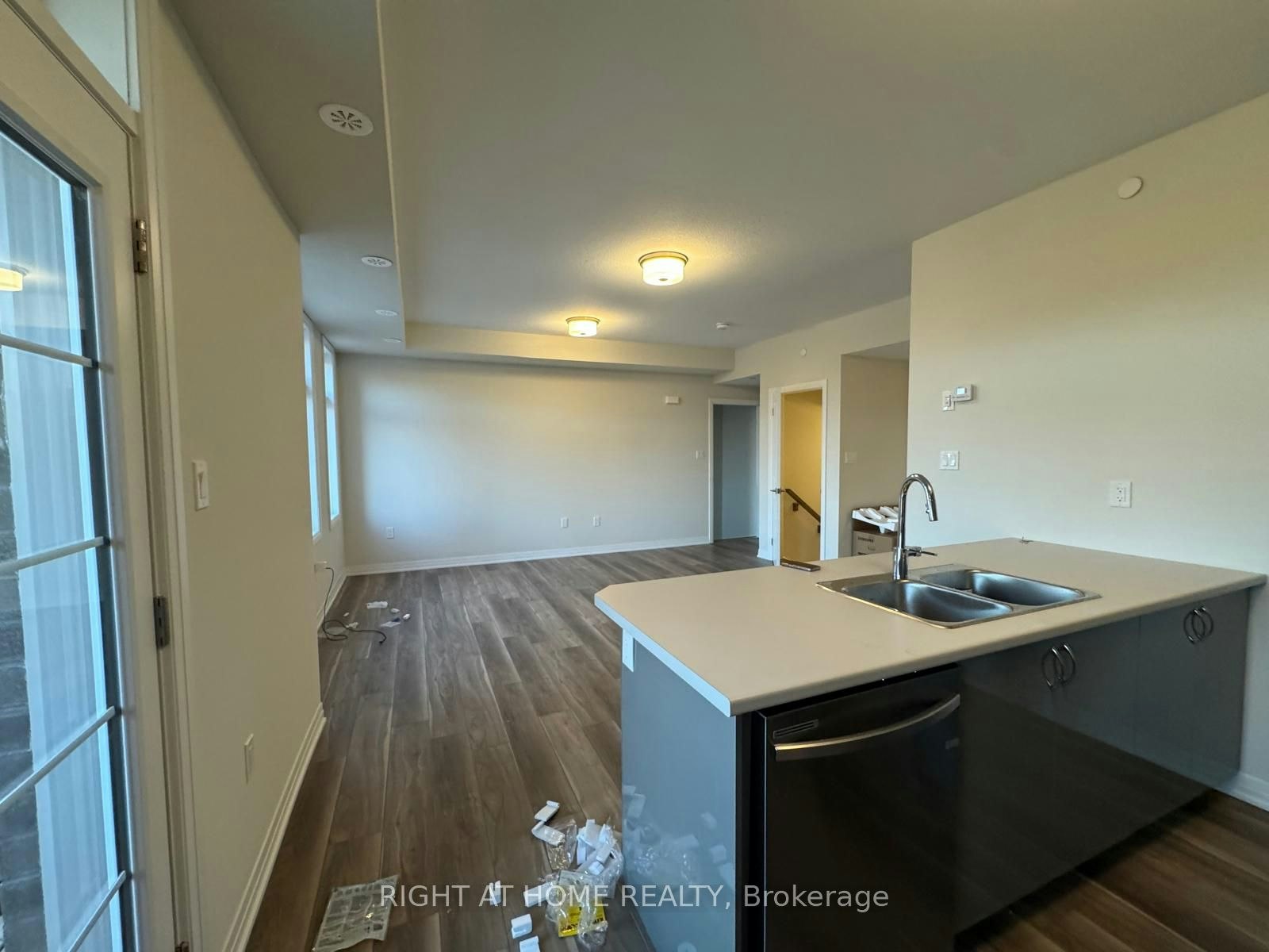 44-869 North Waterdown Drive, Hamilton, ON, L8B 1W4 - 6