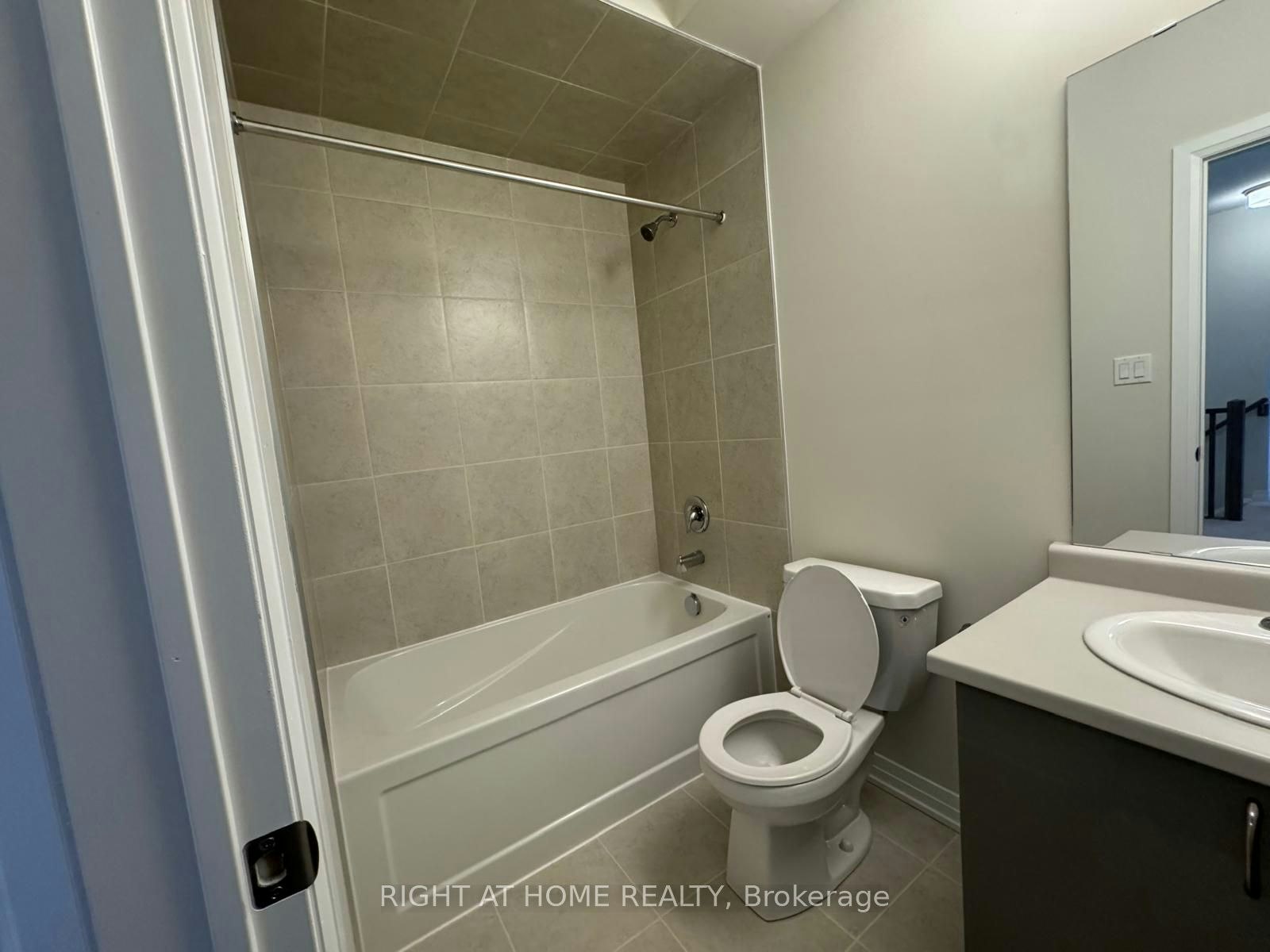 44-869 North Waterdown Drive, Hamilton, ON, L8B 1W4 - 23