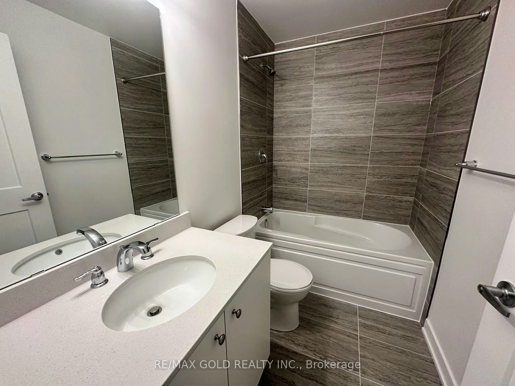 501-312 Erb Street, Waterloo, ON, N2L 1W3 - 13