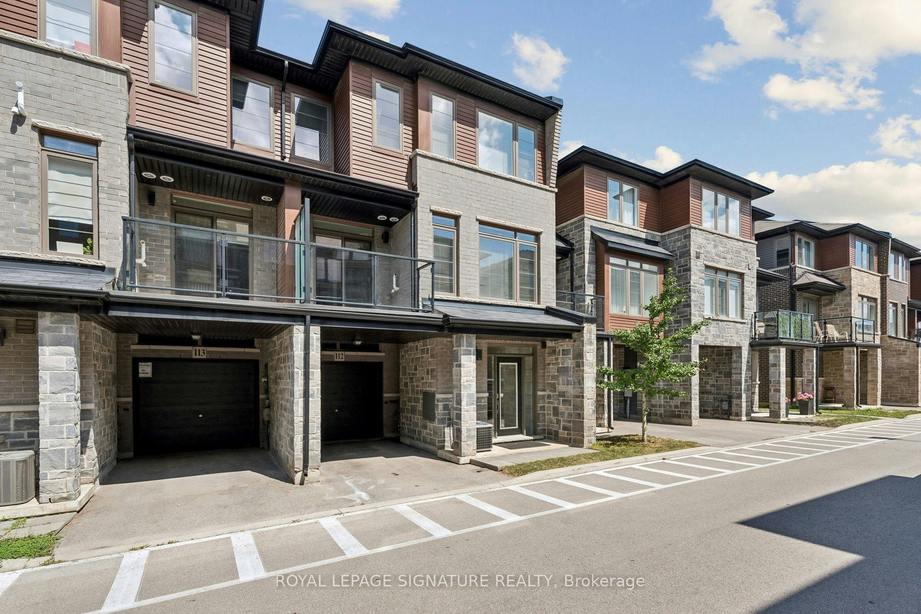 112-30 Times Square Boulevard, Hamilton, ON, L8J 0L4