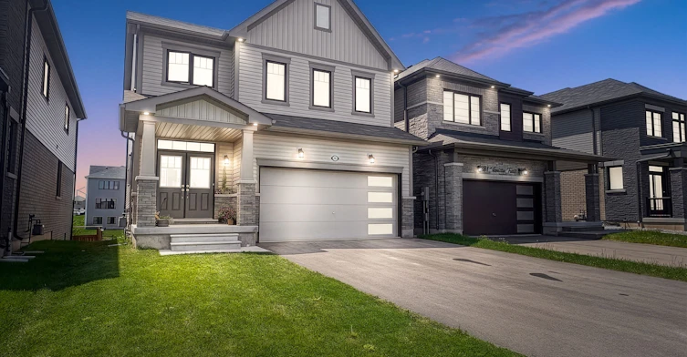 285 Vanilla Trail, Thorold, ON, L2V 0K8