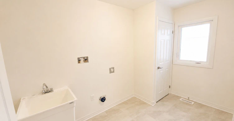 8 Wilmot Road, Brantford, ON, N3T 0K8 - 5