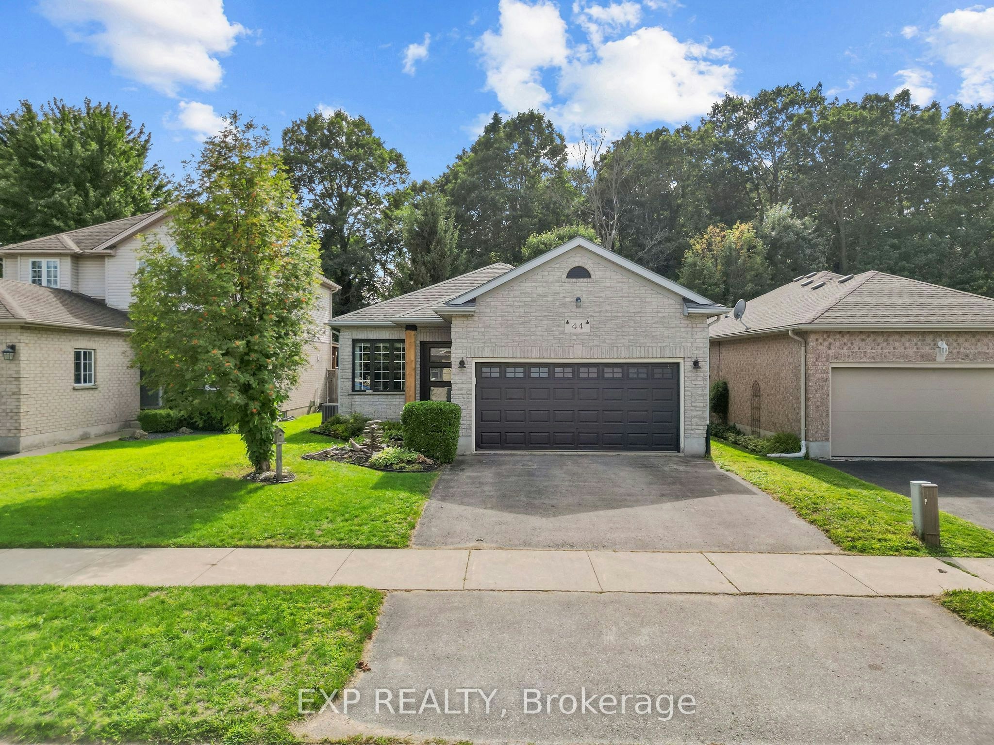 44 Juniper Crescent, Strathroy, ON, N7G 4G4