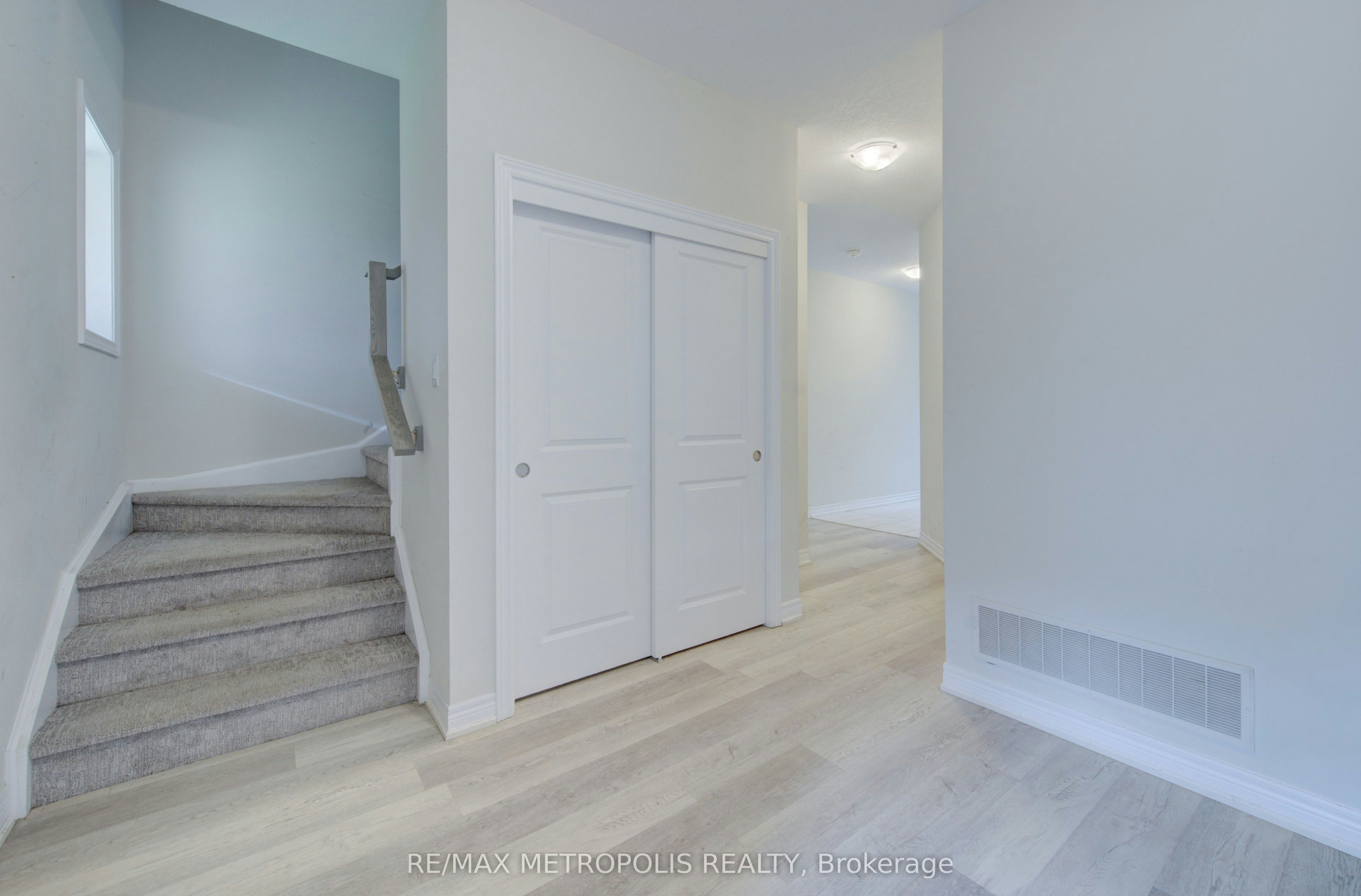 #14-10 Birmingham Drive, Cambridge, ON, N1R 0C6 - 8