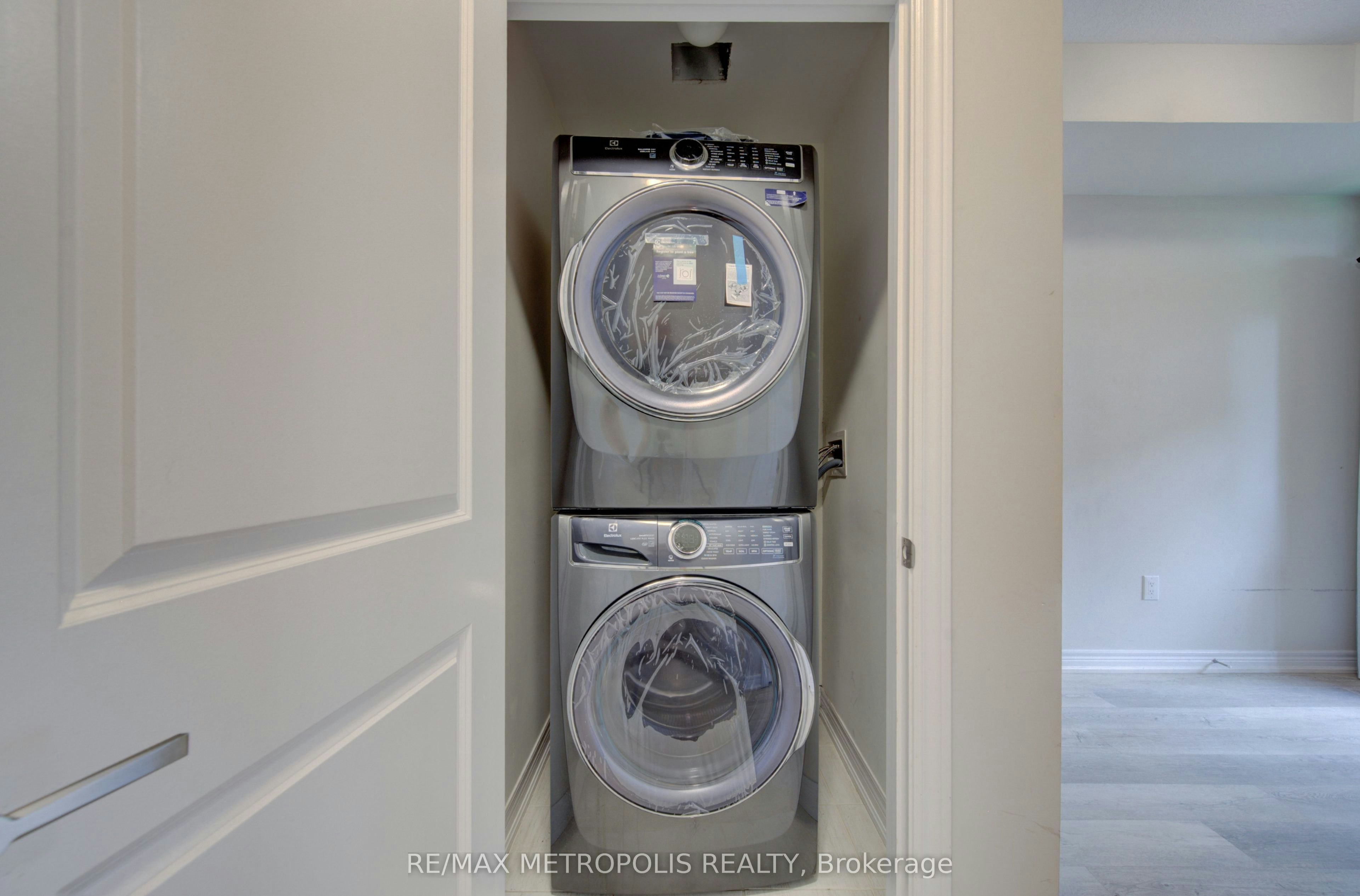 #14-10 Birmingham Drive, Cambridge, ON, N1R 0C6 - 9