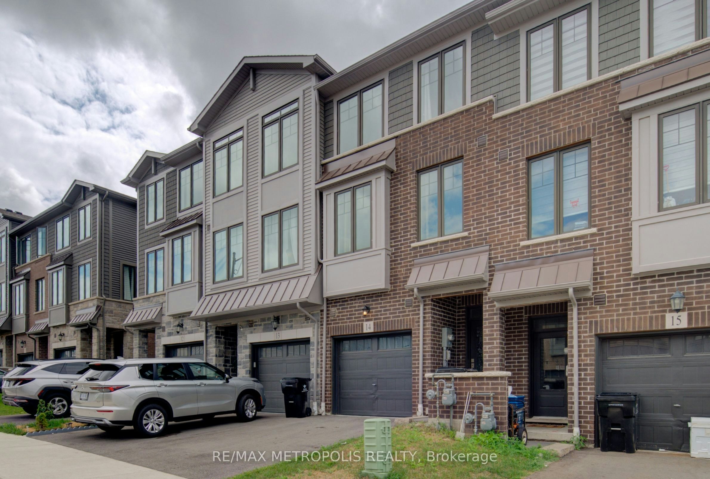 #14-10 Birmingham Drive, Cambridge, ON, N1R 0C6 - 2