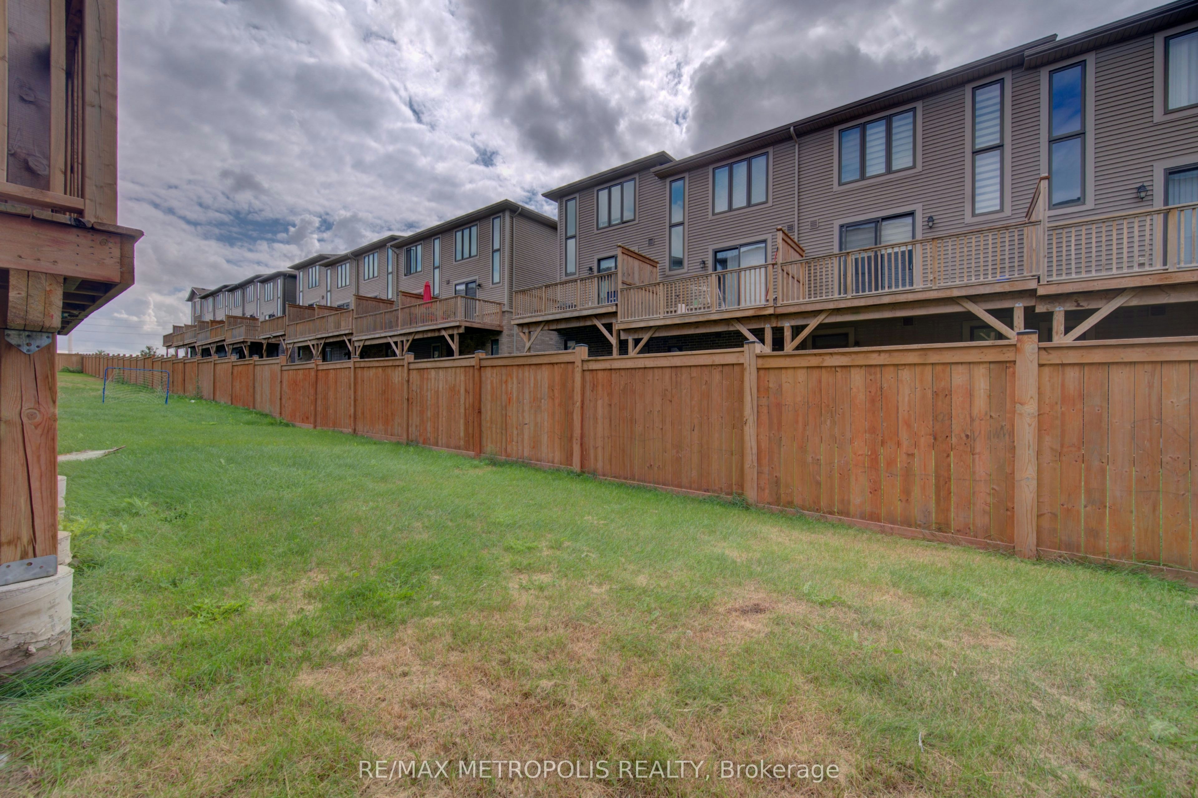 #14-10 Birmingham Drive, Cambridge, ON, N1R 0C6 - 33