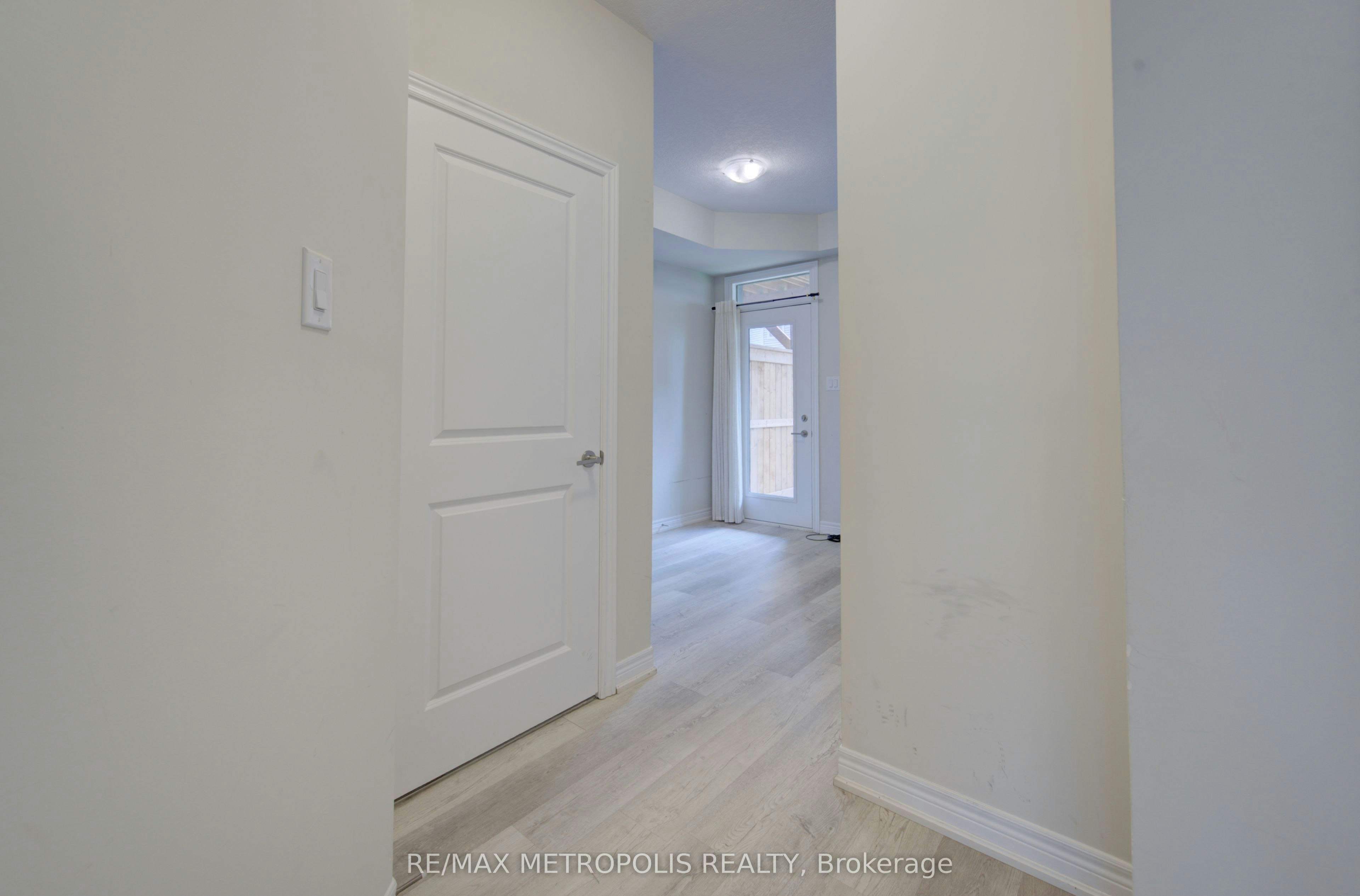 #14-10 Birmingham Drive, Cambridge, ON, N1R 0C6 - 6
