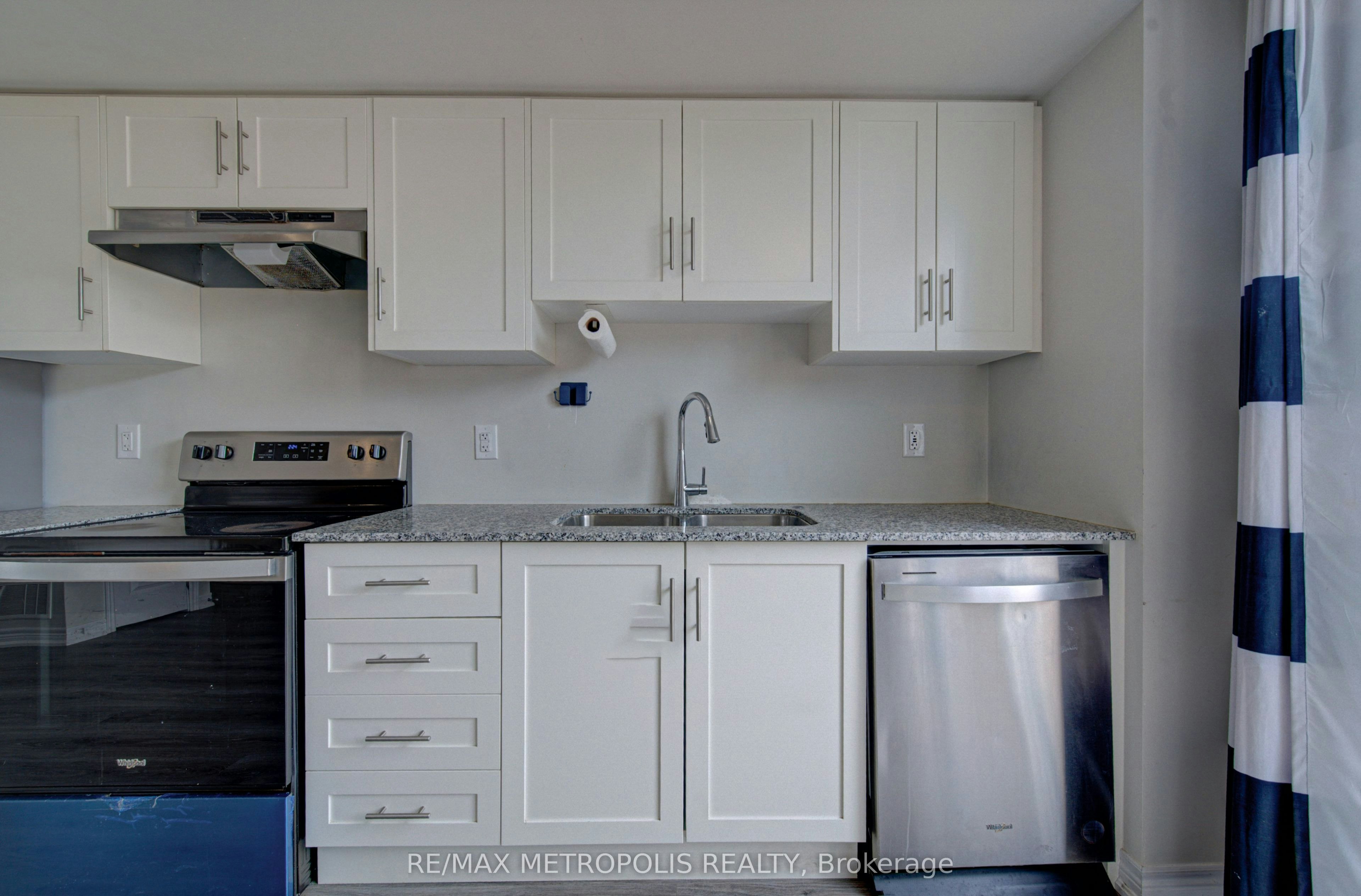 #14-10 Birmingham Drive, Cambridge, ON, N1R 0C6 - 14