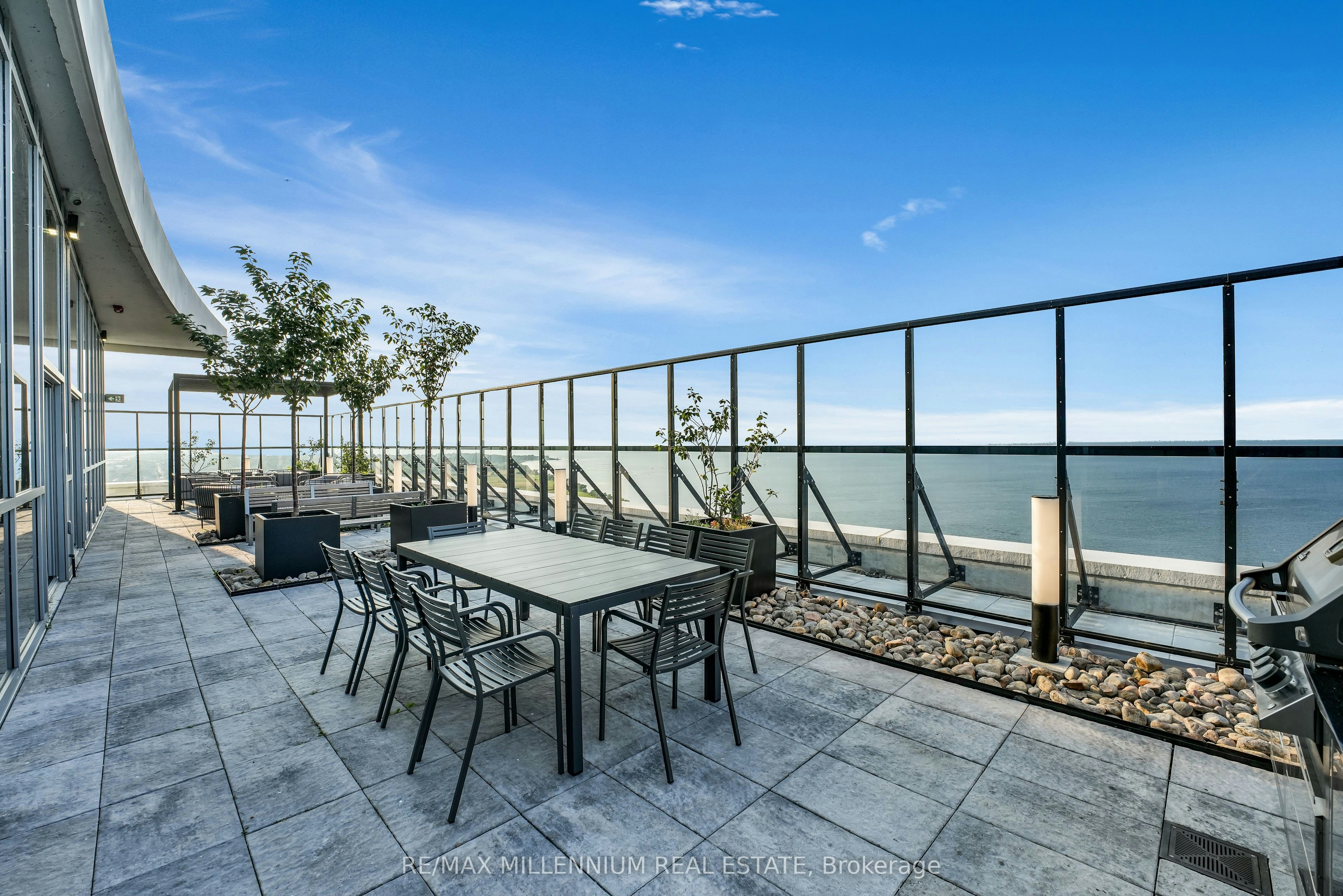 1011-385 Winston Road, Grimsby, ON, L3M 4E8 - 34