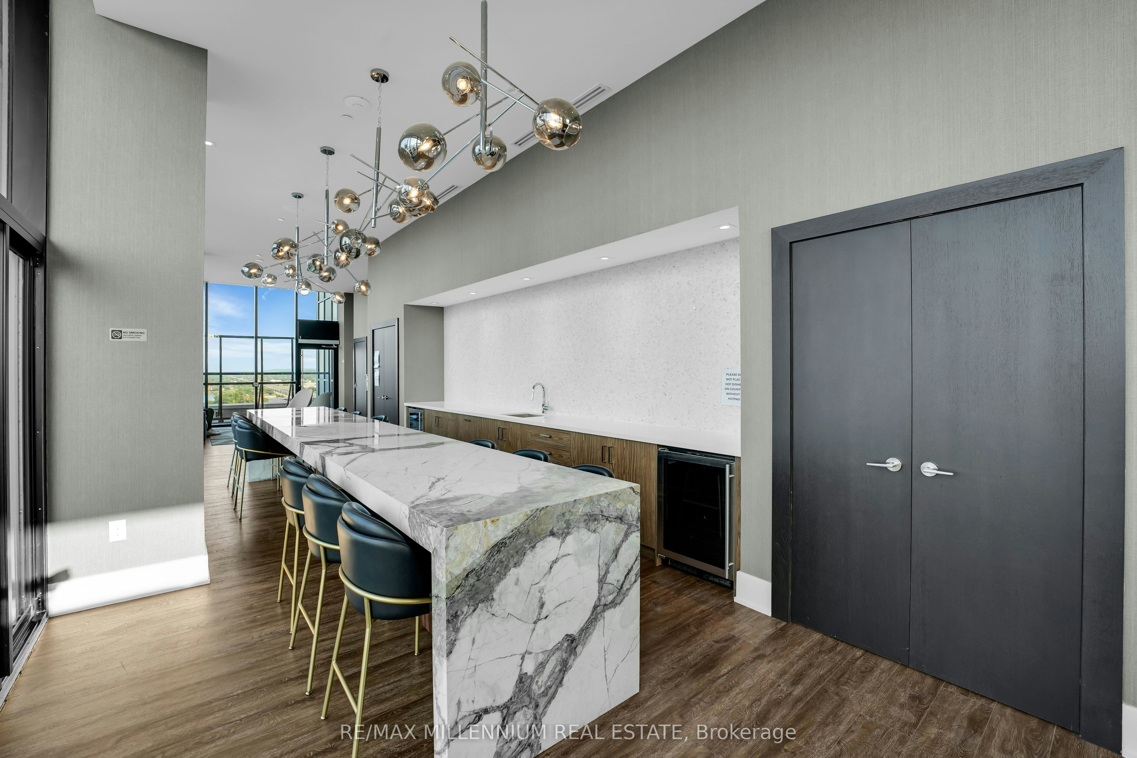 1011-385 Winston Road, Grimsby, ON, L3M 4E8 - 39