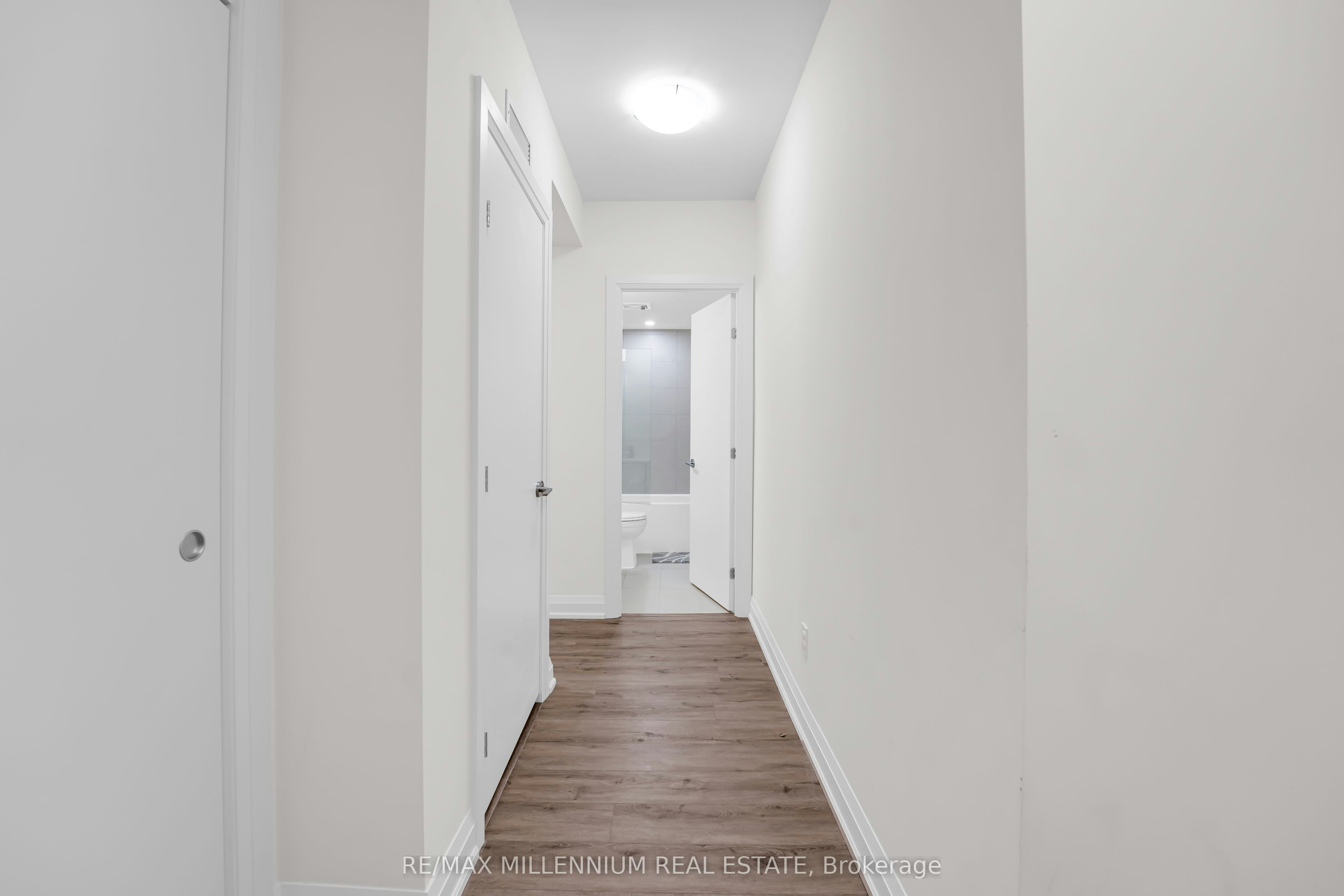 1011-385 Winston Road, Grimsby, ON, L3M 4E8 - 4