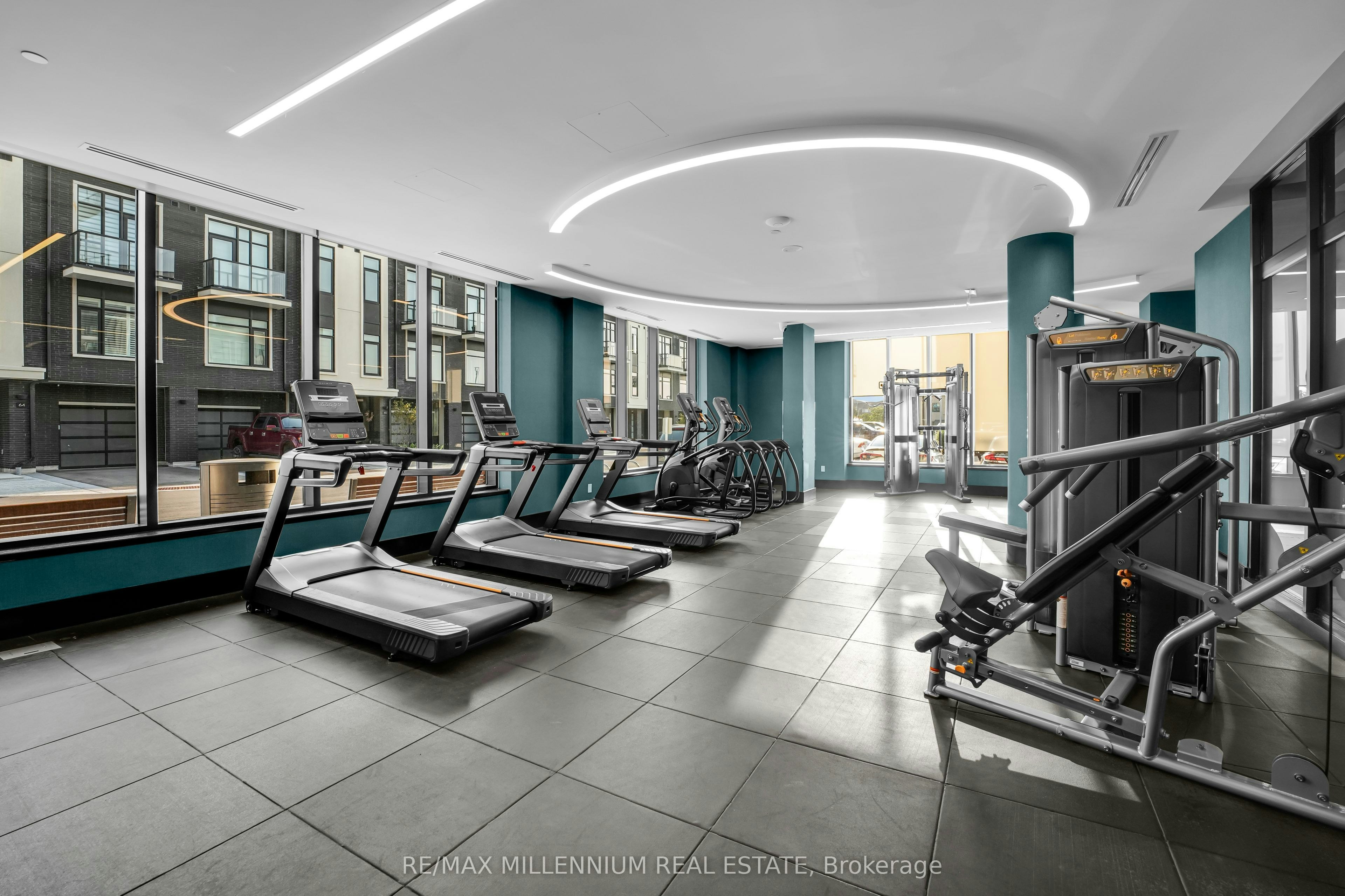1011-385 Winston Road, Grimsby, ON, L3M 4E8 - 40