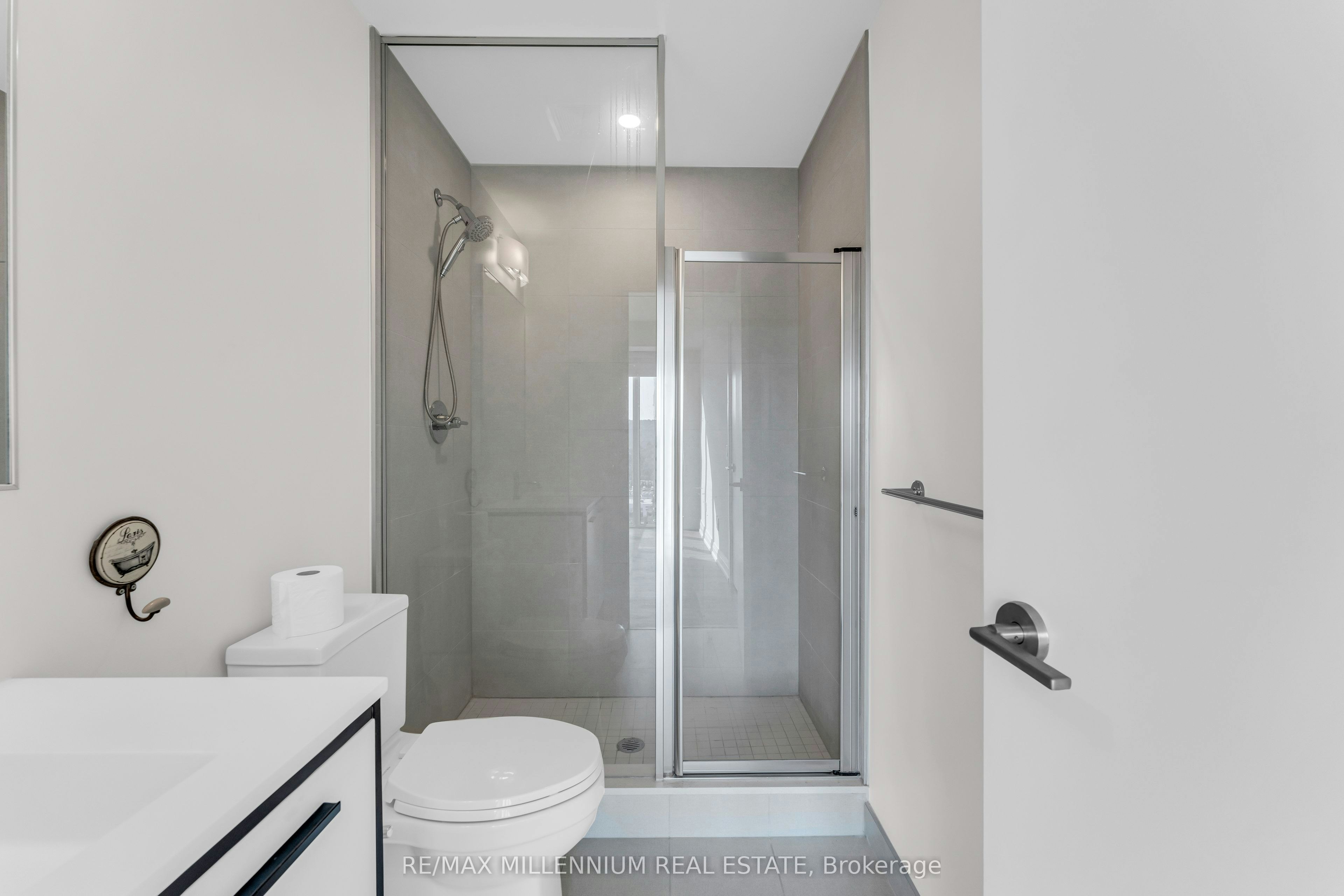1011-385 Winston Road, Grimsby, ON, L3M 4E8 - 23
