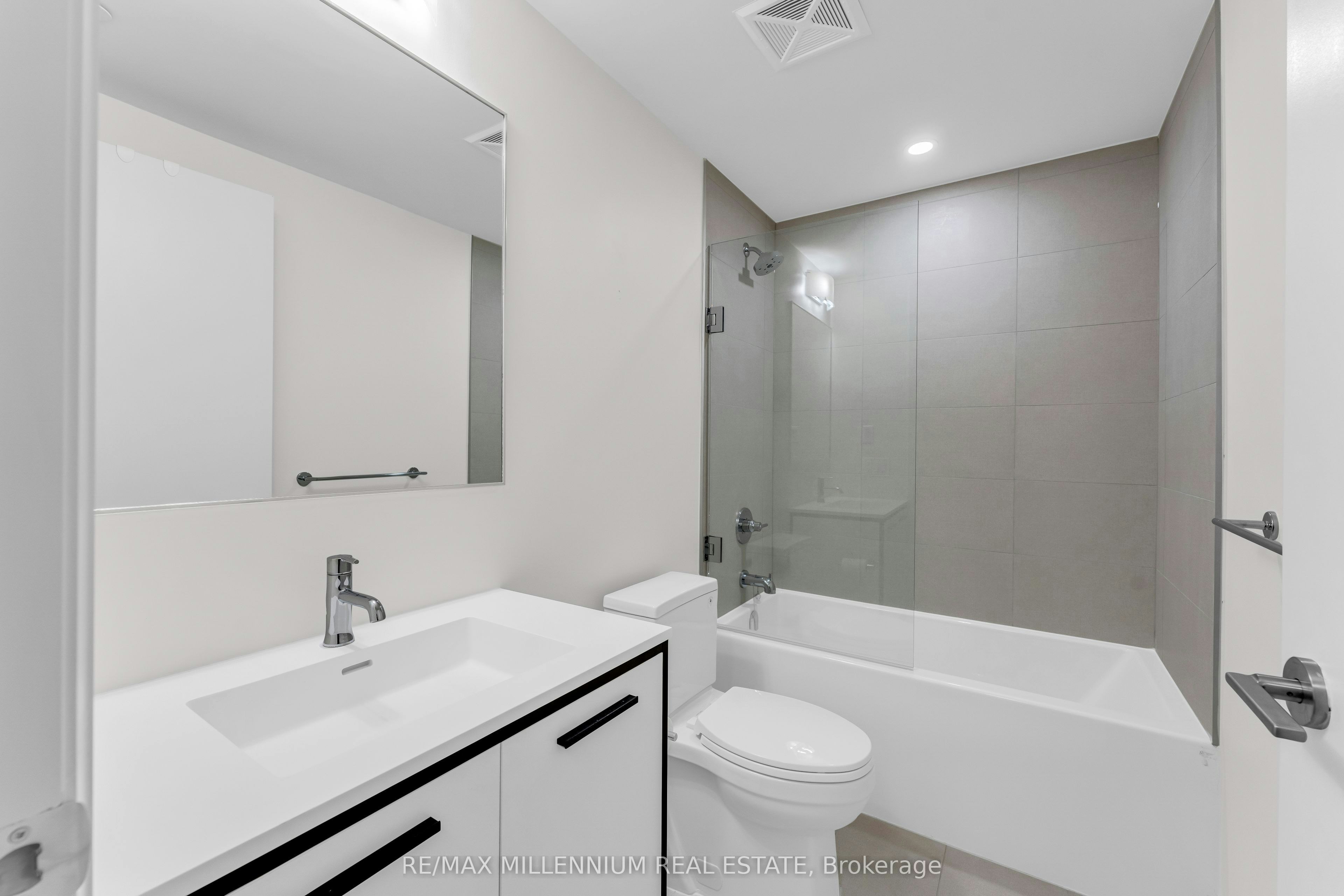 1011-385 Winston Road, Grimsby, ON, L3M 4E8 - 6