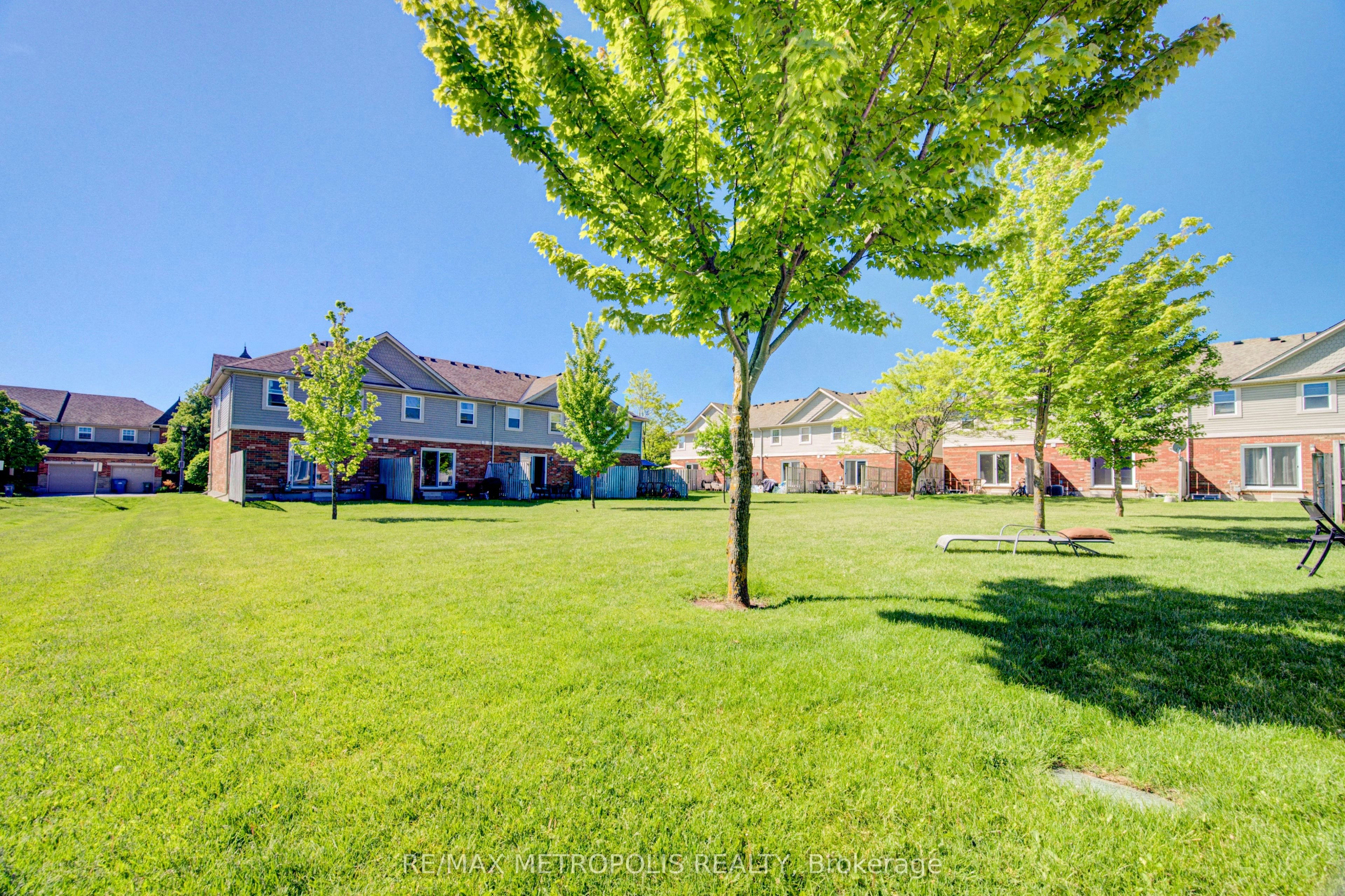37-124 Gosling Gardens, Guelph, ON, N1G 5K6 - 38