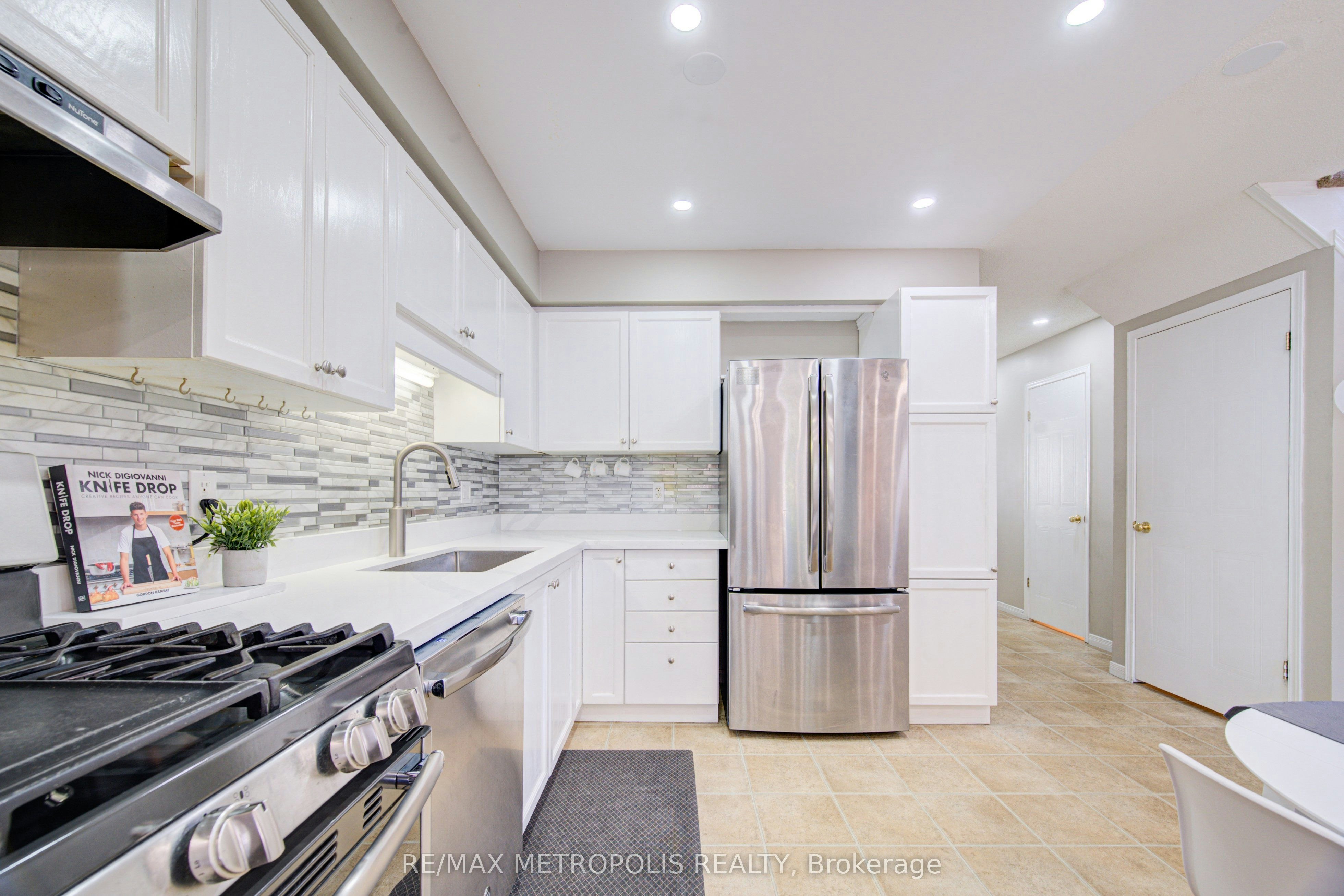 37-124 Gosling Gardens, Guelph, ON, N1G 5K6 - 10