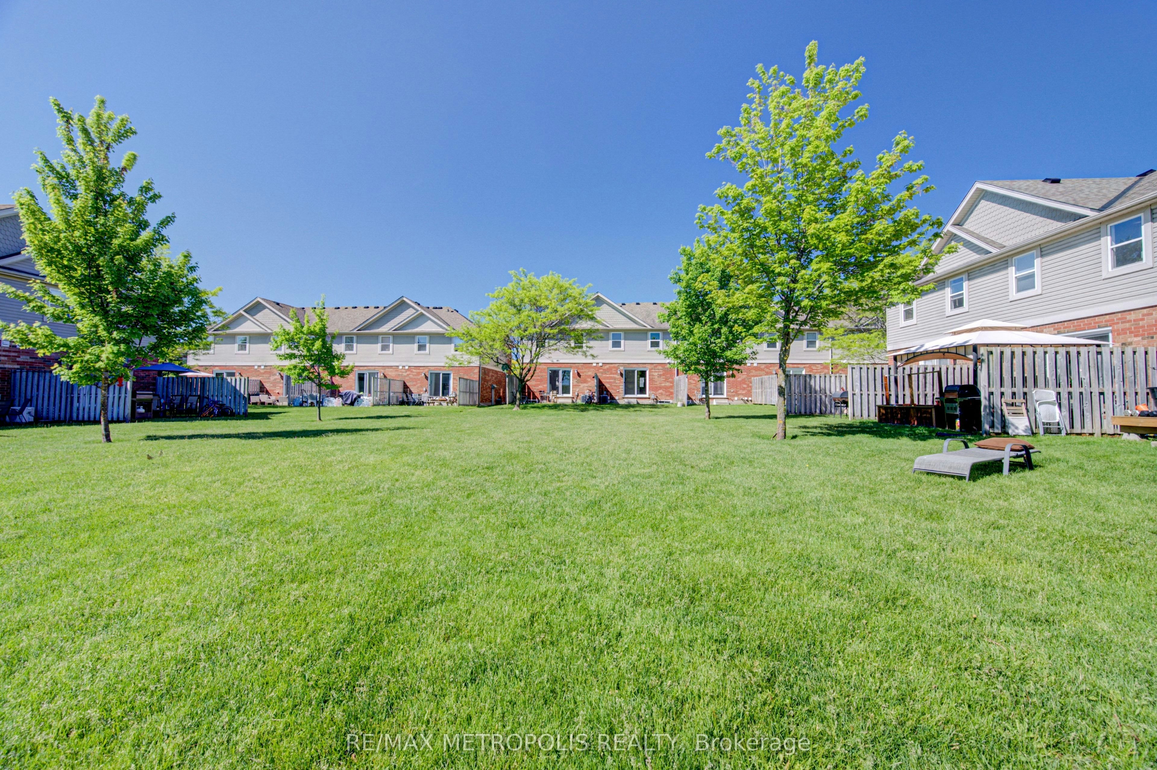 37-124 Gosling Gardens, Guelph, ON, N1G 5K6 - 39